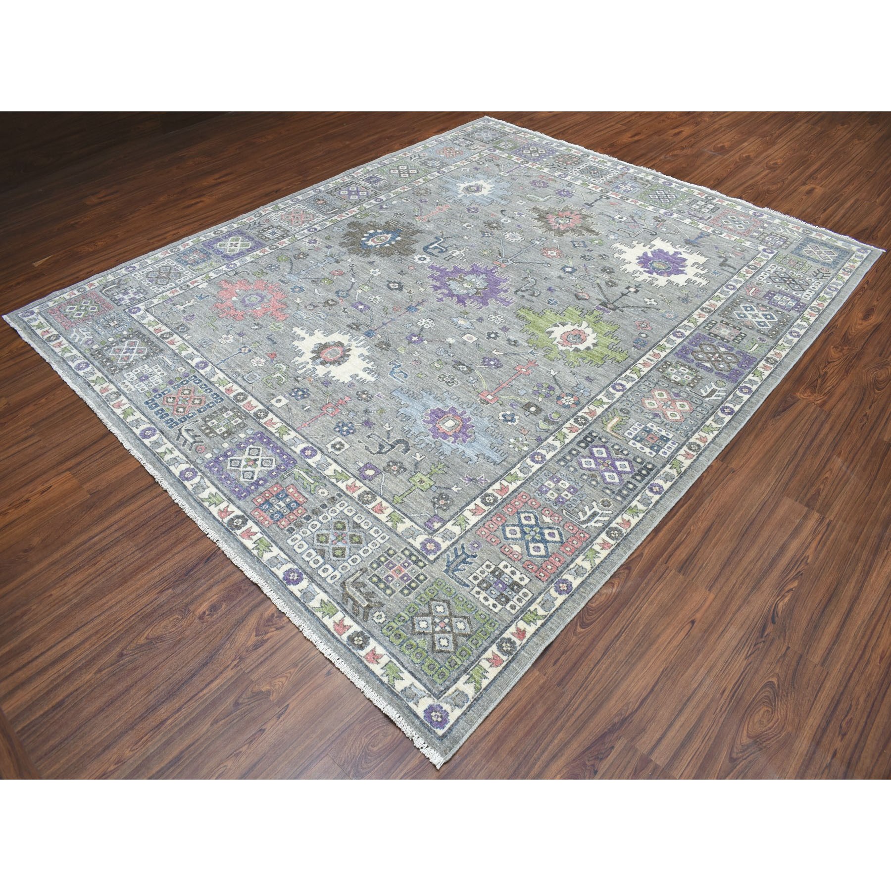 8-x9-8  Gray Peshawar With Pop Of Color Hand Knotted Oriental Rug 
