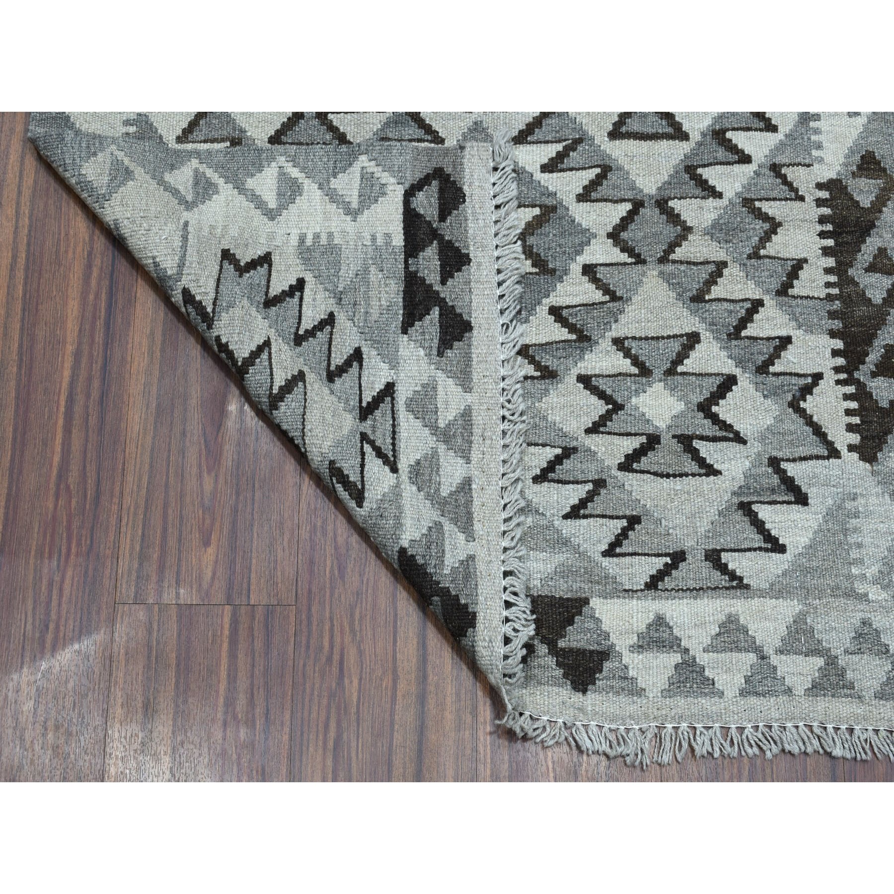 2-7 x32-4  Undyed Natural Wool Afghan Kilim Reversible Hand Woven Runner Oriental Rug 