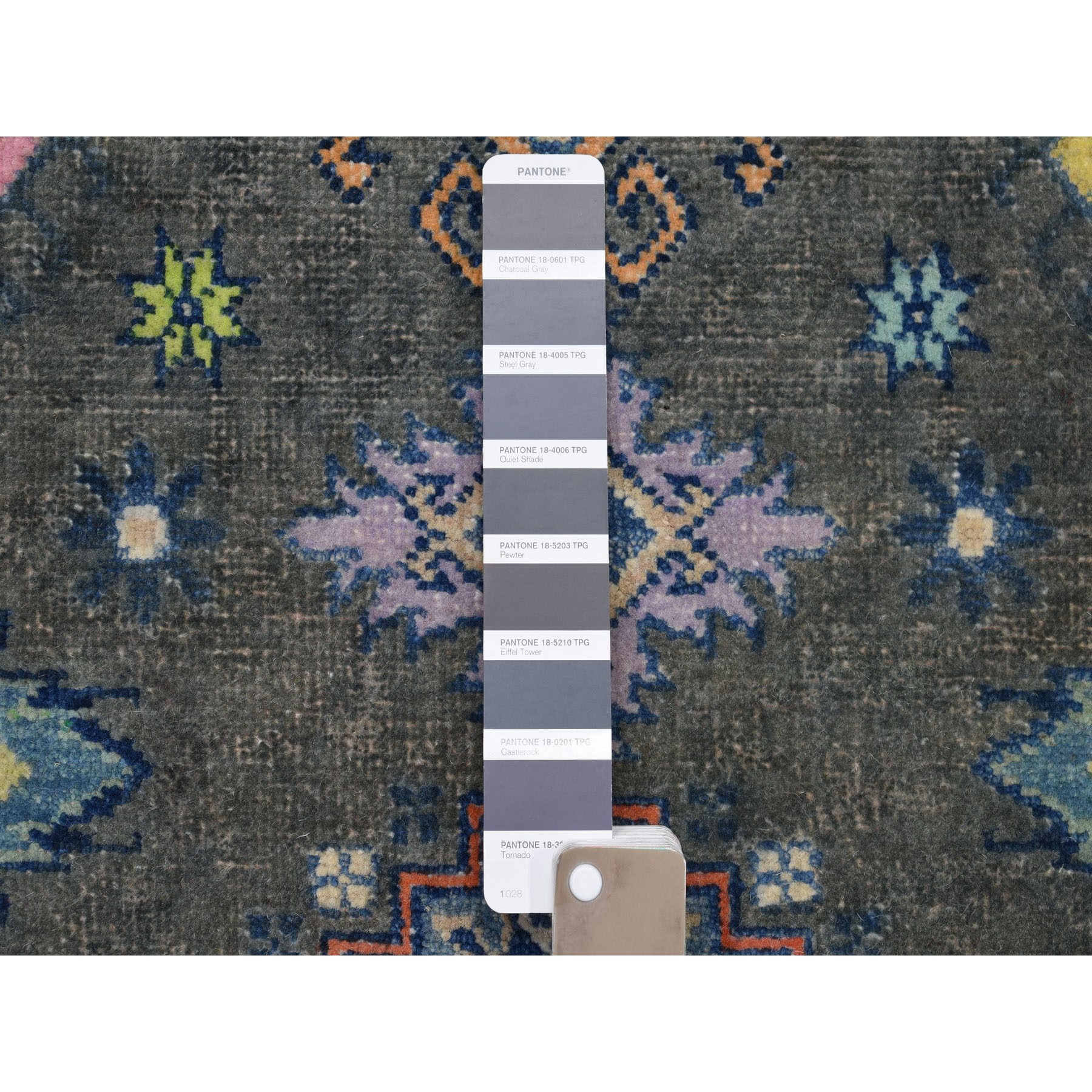 4-x5-9  Colorful Gray Fusion Kazak Pure Wool Geometric Design Hand Knotted Oriental Rug 