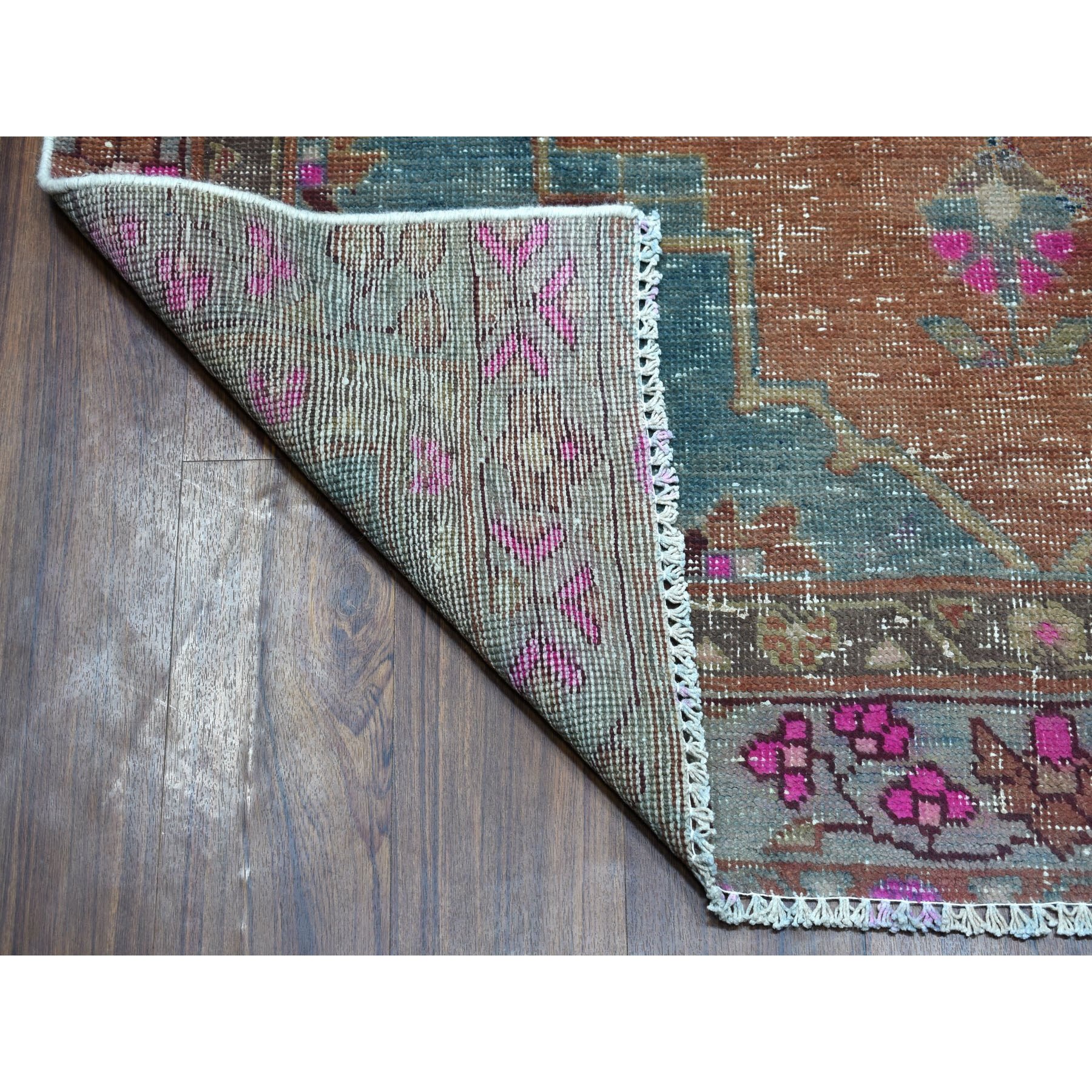 4-6 x9- Vintage And Worn Down Wide Runner Persian Qashqai Hand Knotted Bohemian Rug 