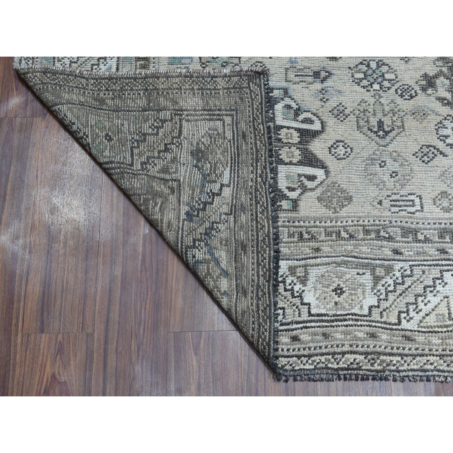 7-x10- Vintage And Worn Down Distressed Colors Persian Qashqai Hand Knotted Bohemian Rug 