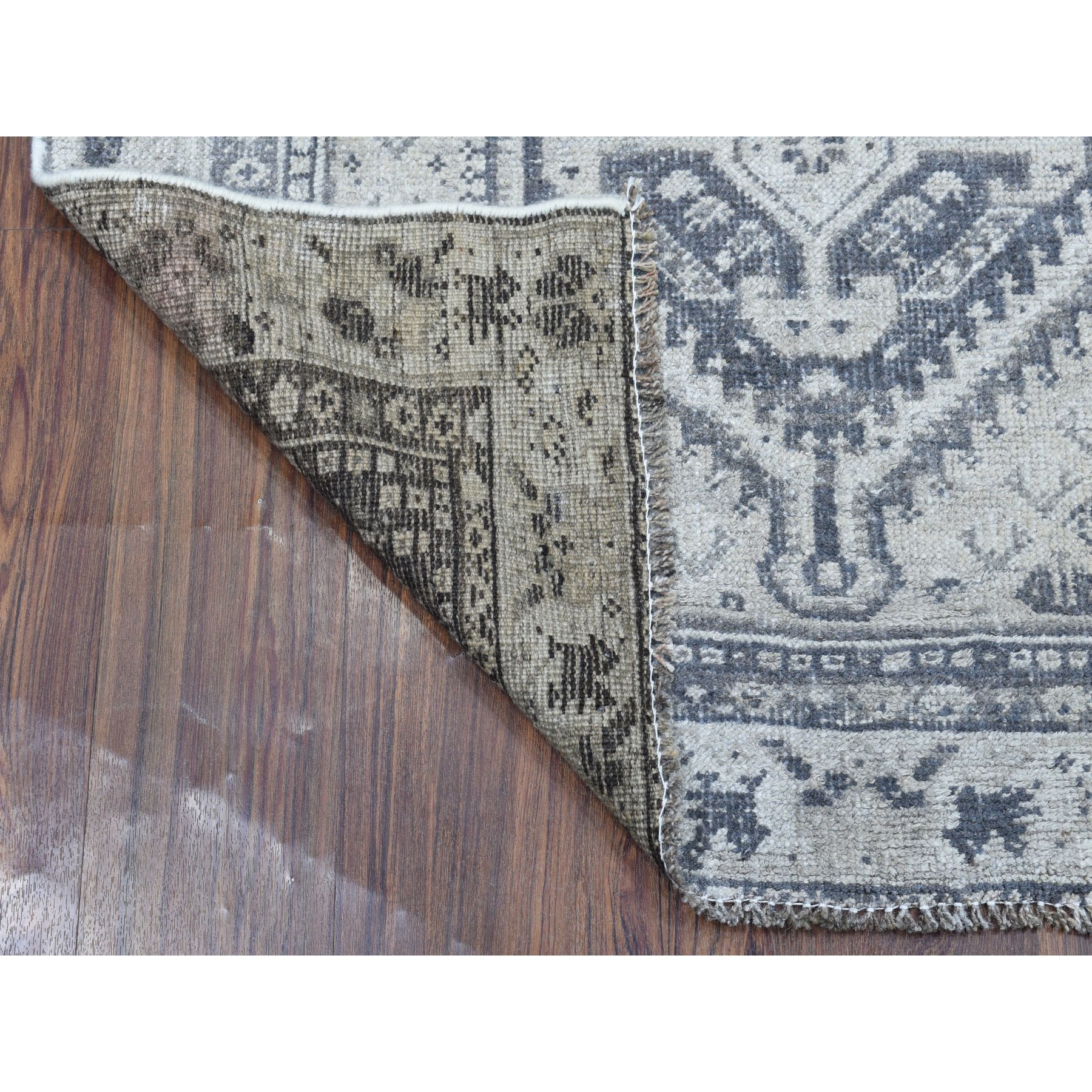 3-4 x4-8   Vintage And Worn Down Distressed Colors Persian Qashqai Hand Knotted Bohemian Rug 