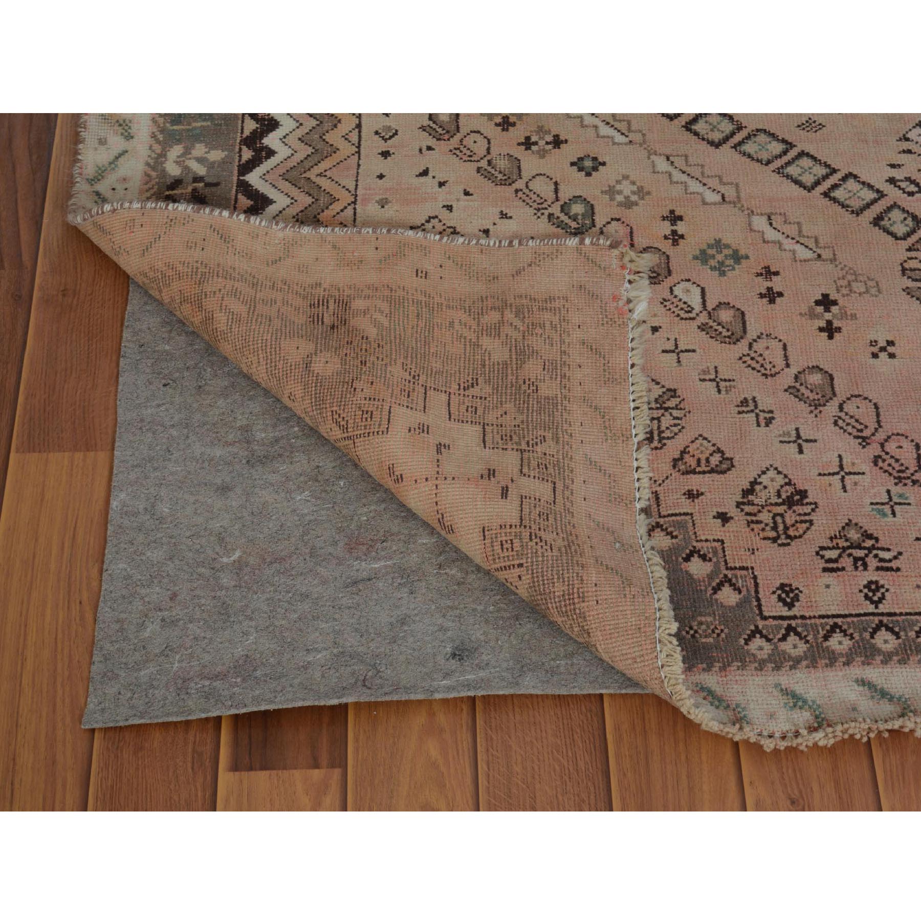 5-1 x7-10  Natural Colors Vintage And Worn Down Persian Shiraz Hand Knotted Oriental Rug 