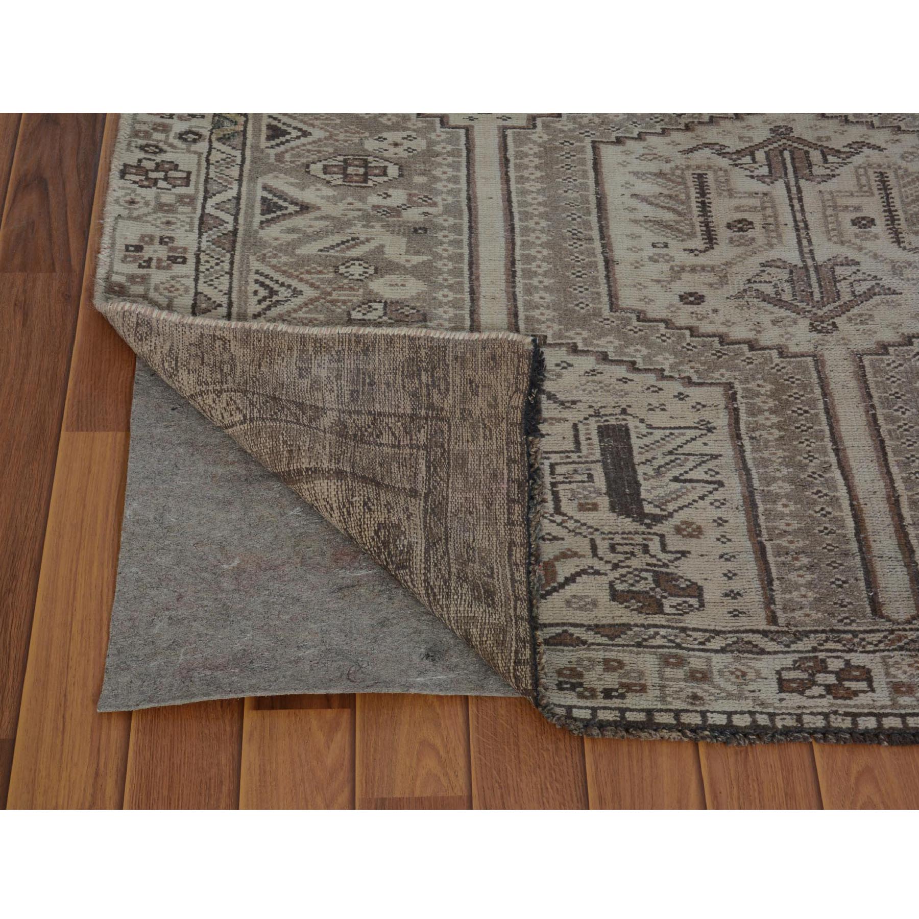 4-9 x7-4  Earth Tones Colors Vintage And Worn Down Persian Shiraz Hand Knotted Oriental Rug 