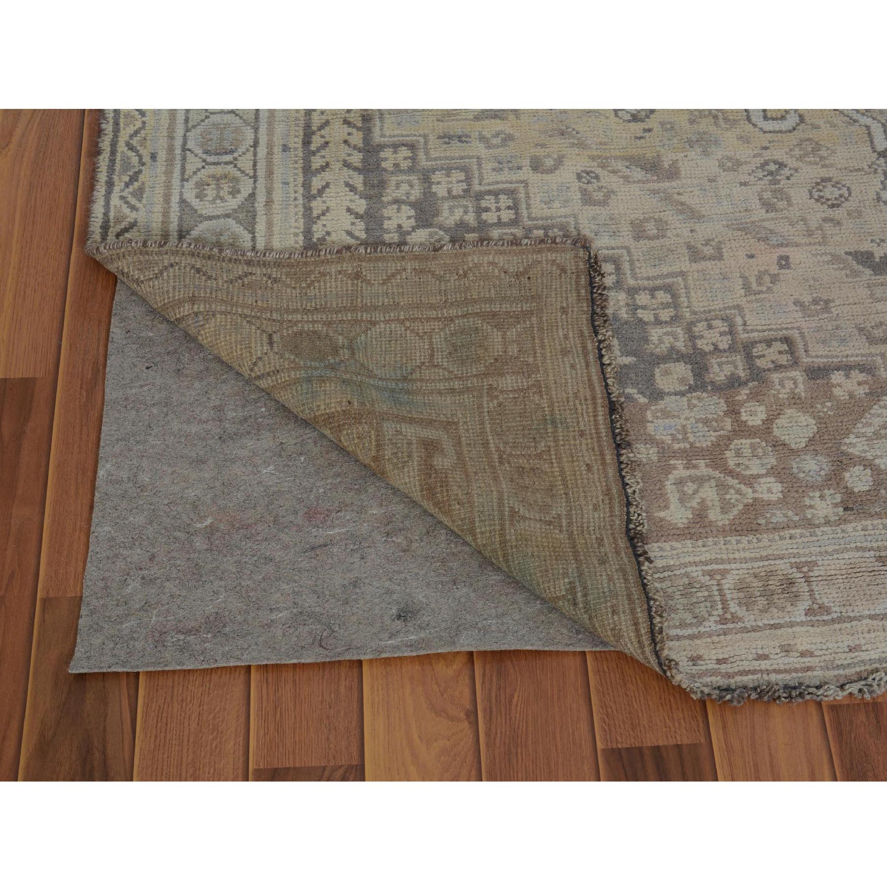 5-4 x8-2  Distressed Colors Vintage And Worn Down Persian Qashqai Pure Wool Oriental Rug 