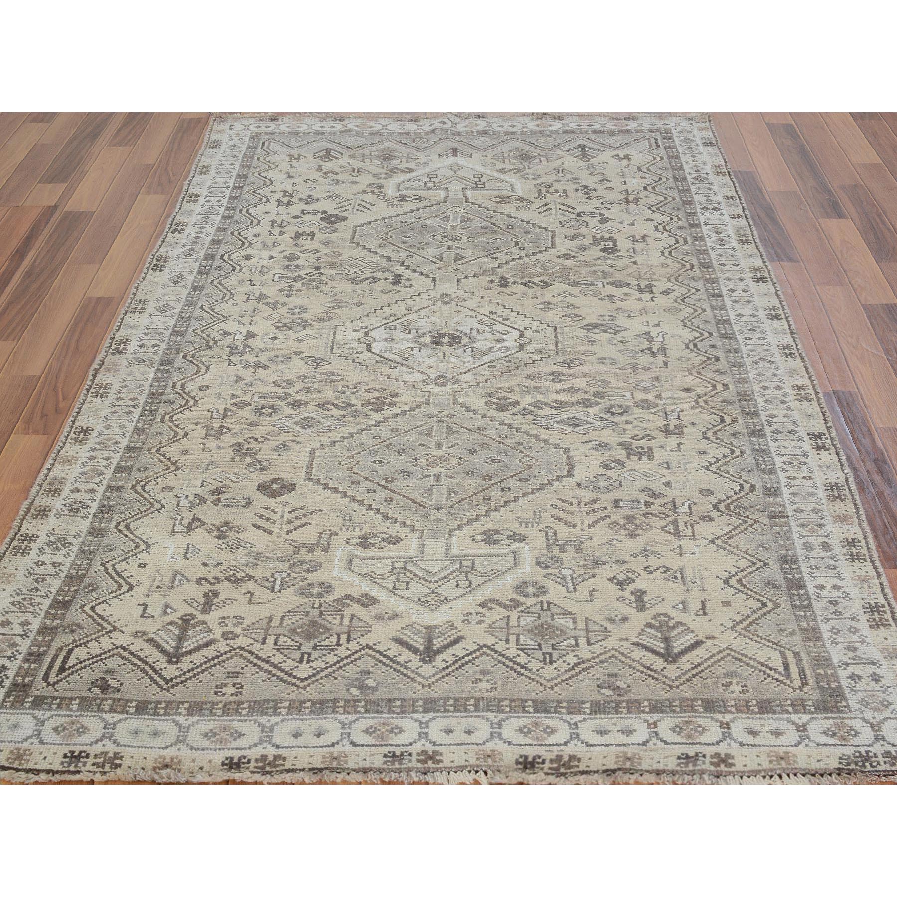 4-10 x7-10   Earth Tone Colors Old And Worn Down Persian Qashqai Pure Wool Hand Knotted Oriental Rug 