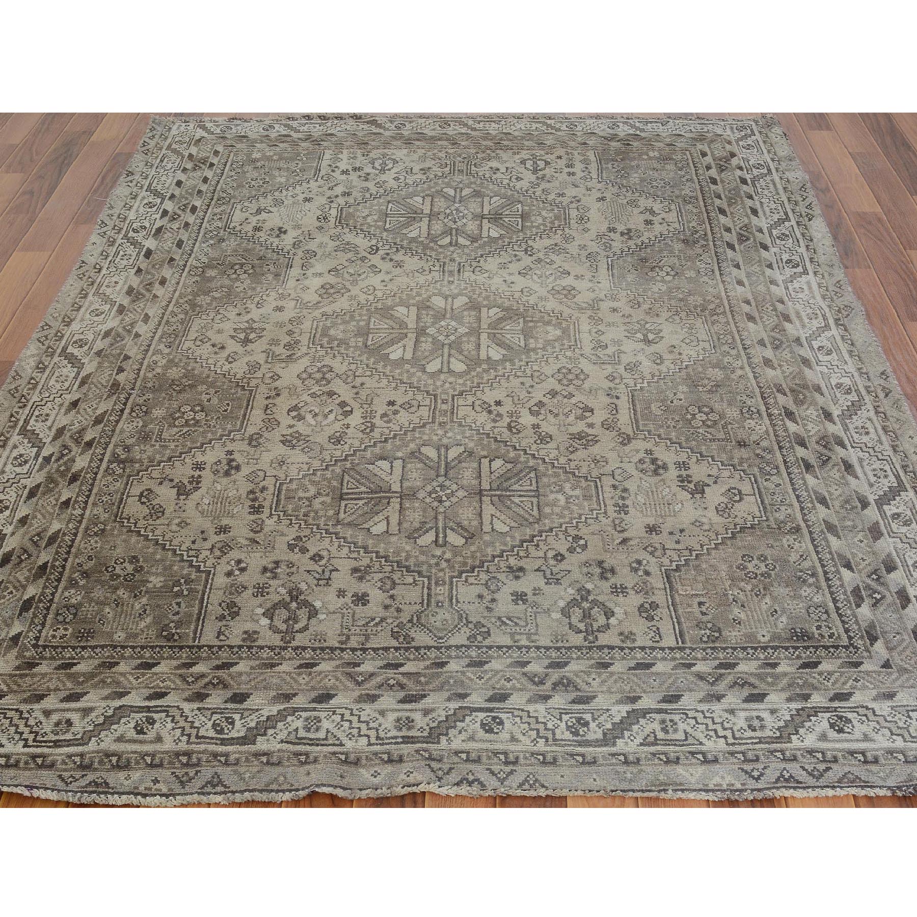 5-8 x8- Natural Colors Old and Worn Down Persian Shiraz Hand Knotted Oriental Rug 