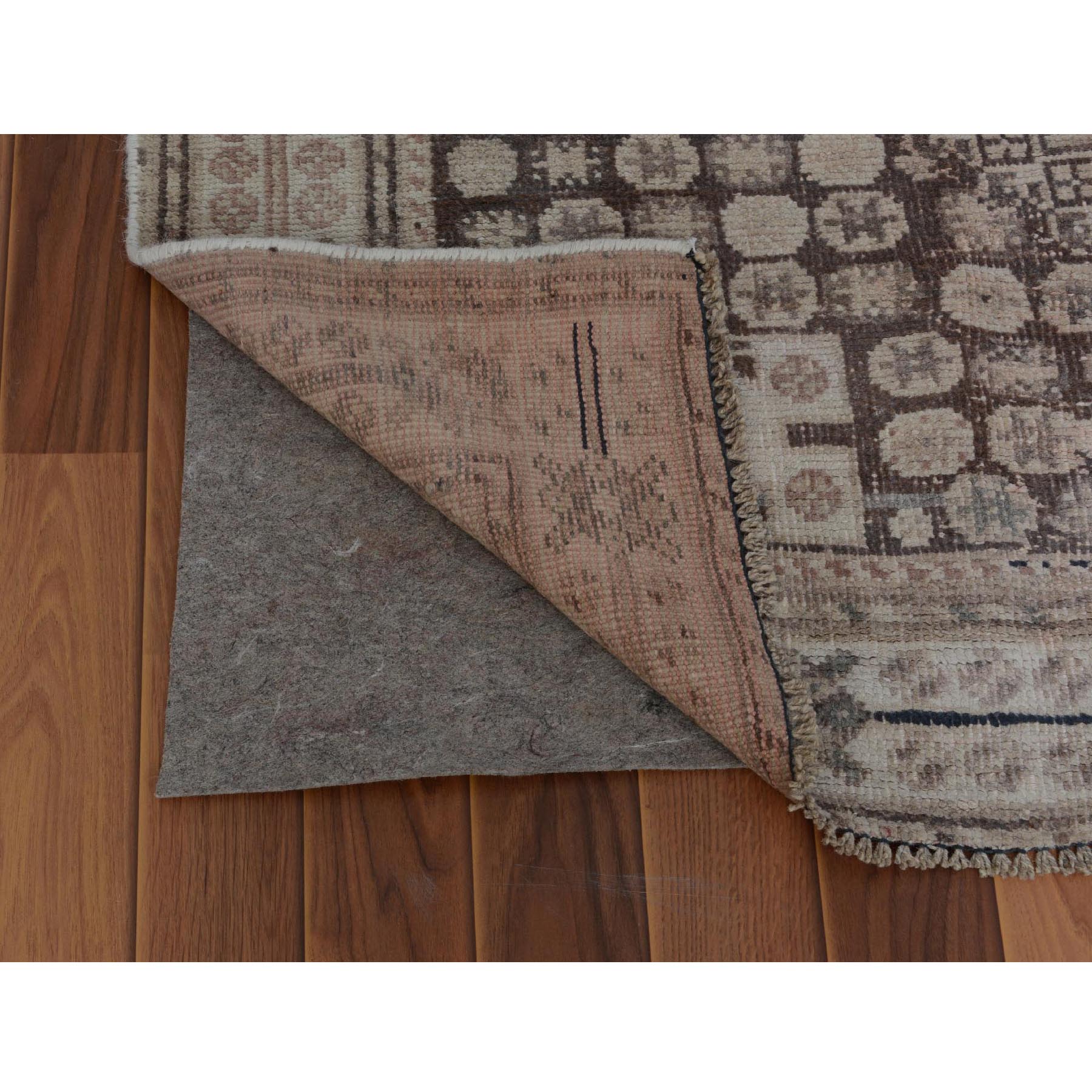 5-6 x8-2  Natural Colors Old and Worn Down Persian Qashqai Pure Wool Hand Knotted Oriental Rug 