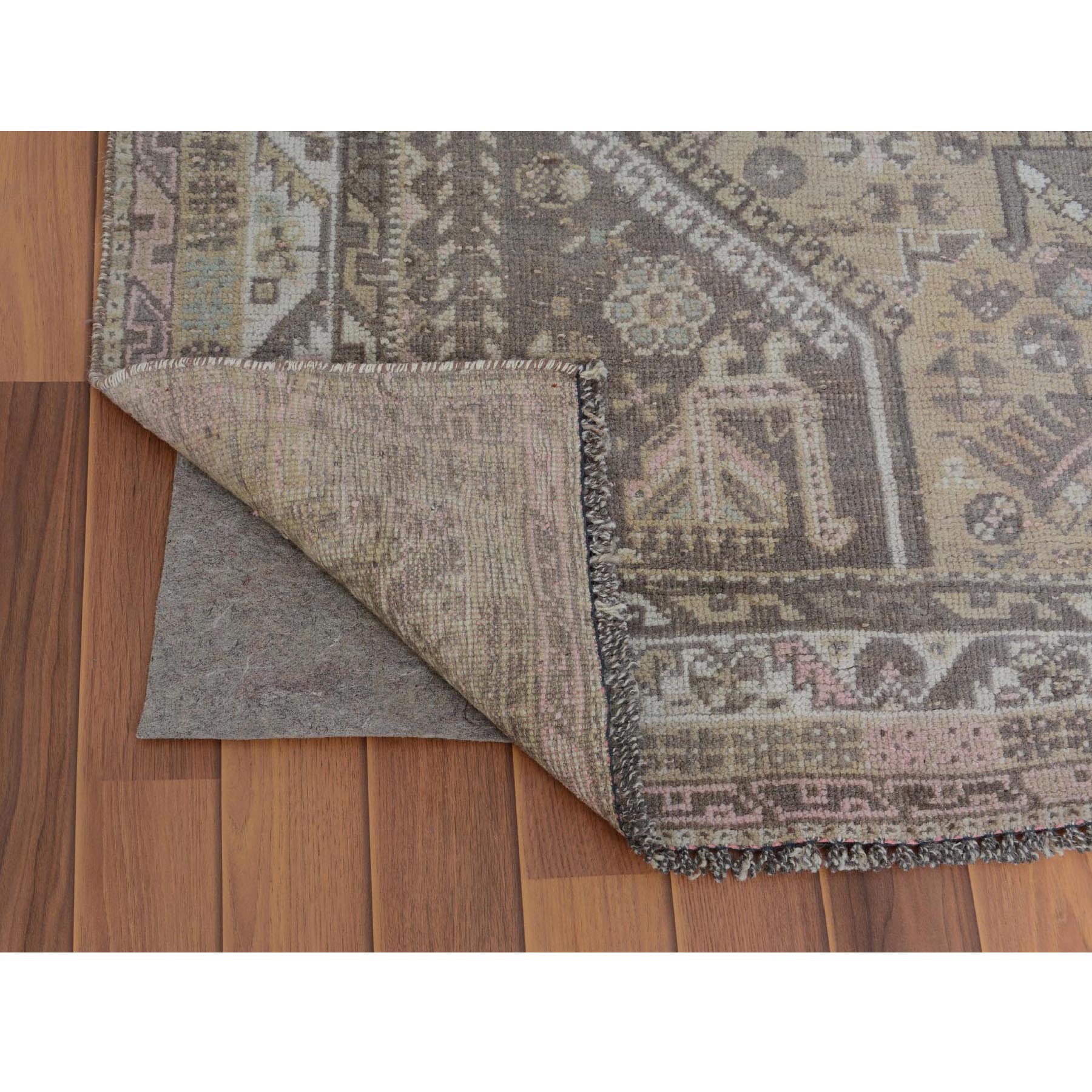 7-1 x9-10  Beige Vintage and Worn Down Persian Qashqai Pure Wool Hand Knotted Oriental Rug 