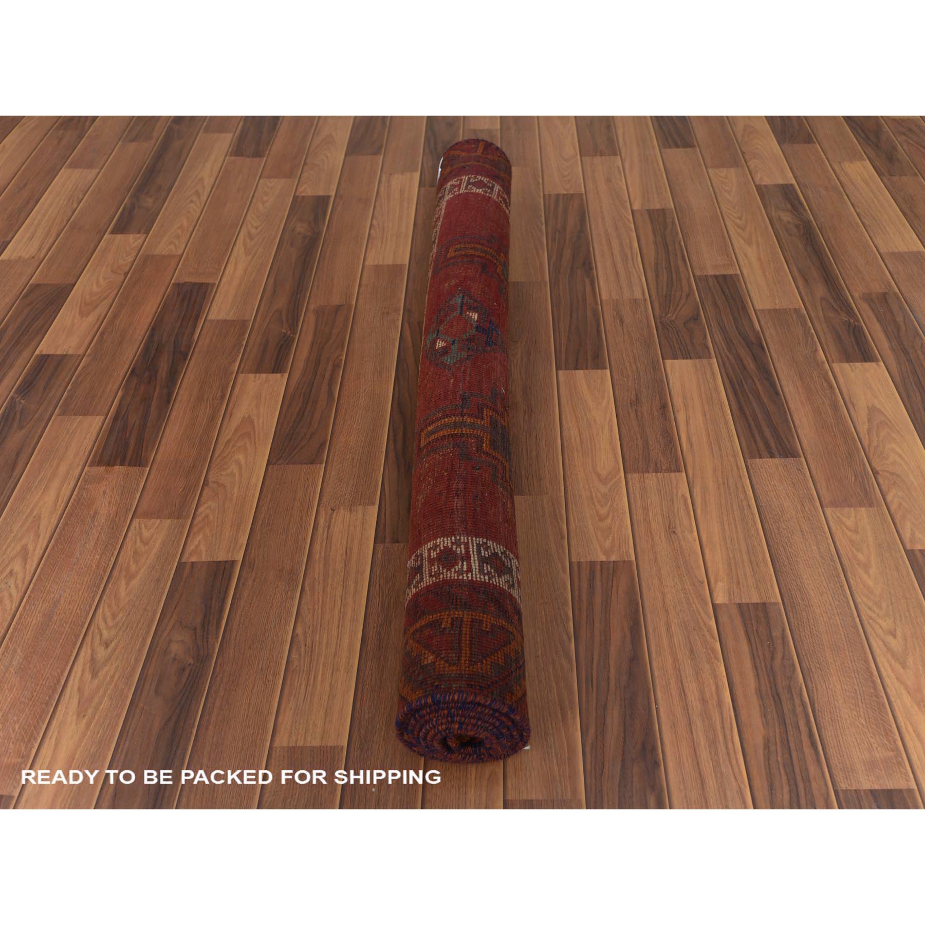 4'6"x7'5" Vintage with Even Wear Persian Shiraz with Purple Abrash Worn Down Distressed Hand Knotted Clean Oriental Rug Sh57756