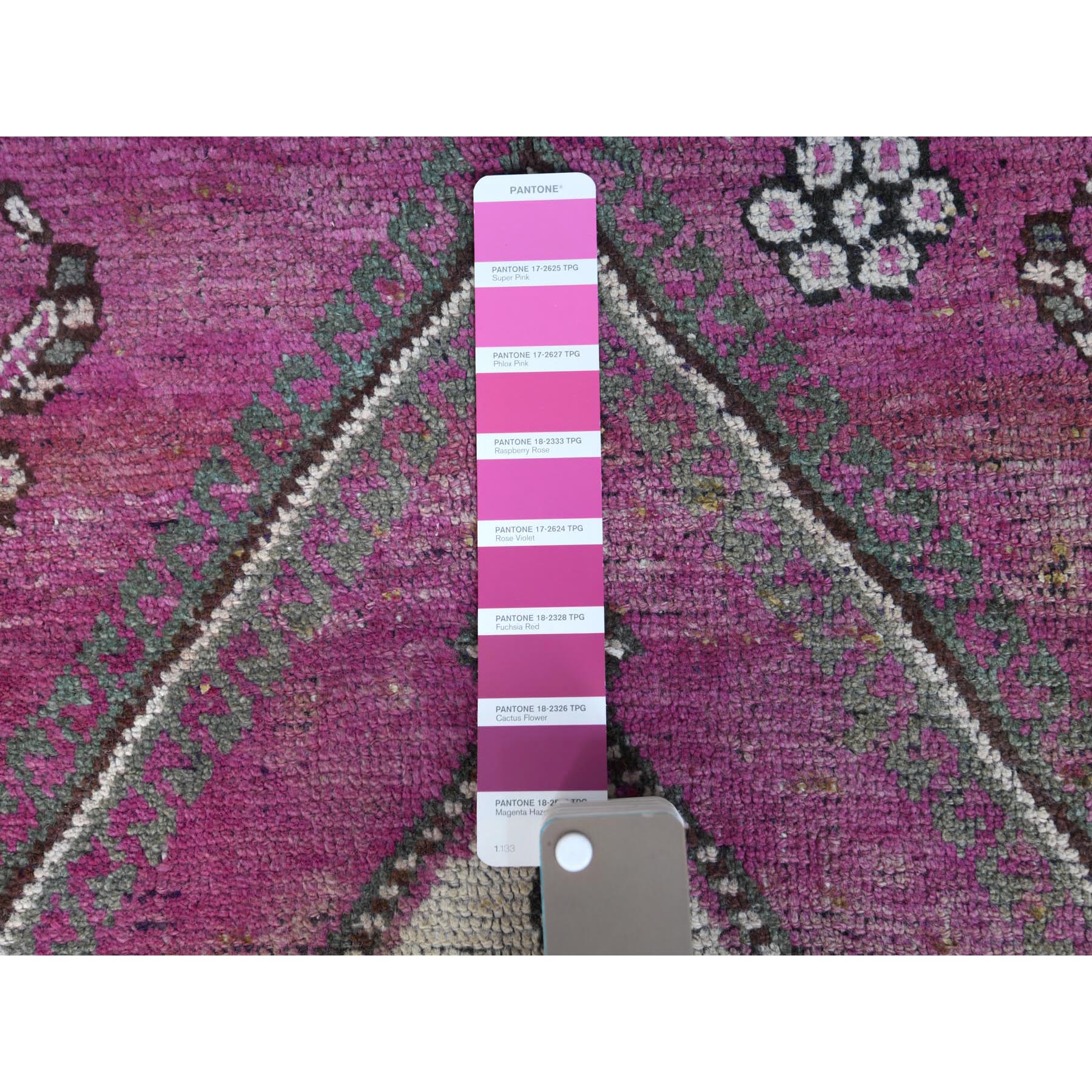 4'9"x7'2" Pink Hand Knotted Persian Shiraz Bohemian Cropped Thin Vintage Clean Organic Wool Oriental Rug Sh57837