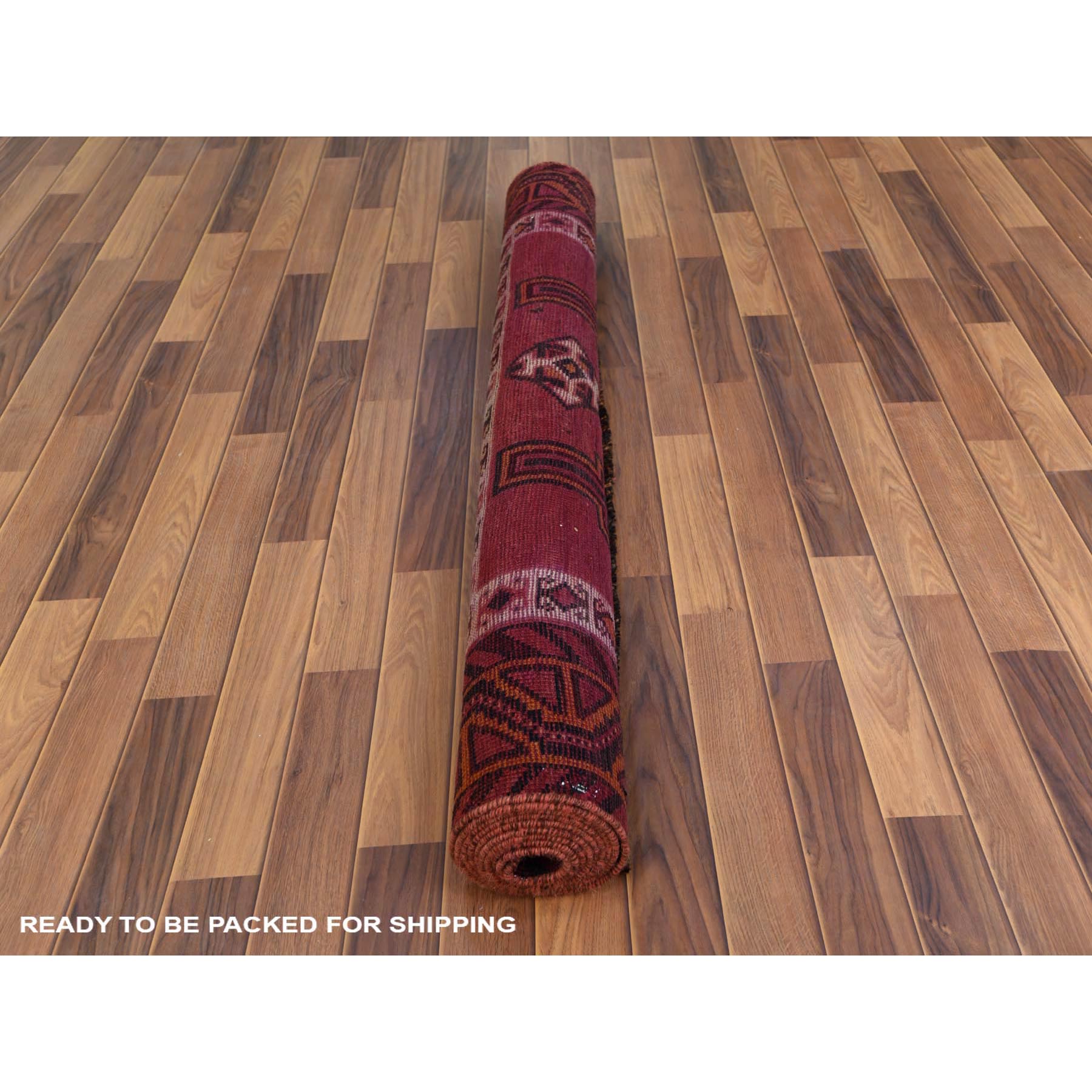 4'9"x10'5" Distressed Hand Knotted Red Persian Qashqai Worn Down Vintage Bohemian Natural Wool Clean Runner Oriental Rug Sh57864