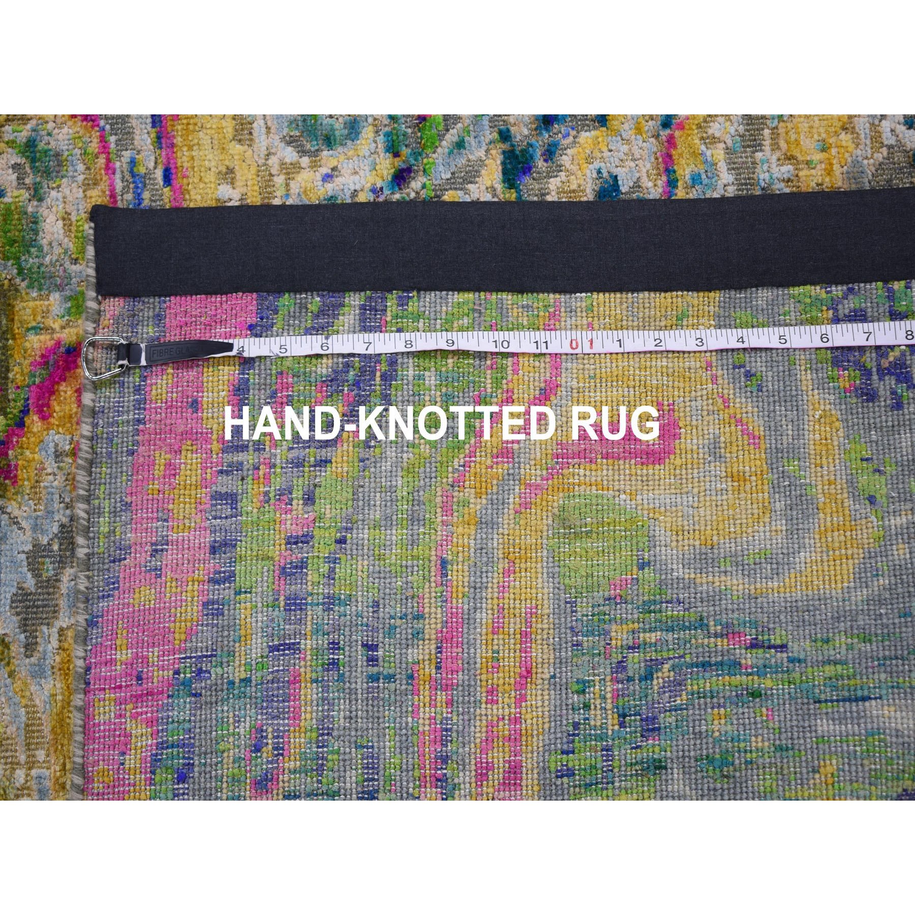 4'9"x6'7" THE LAVA, Colorful Sari Silk With Textured Wool Hand Knotted Oriental Rug Sh59151