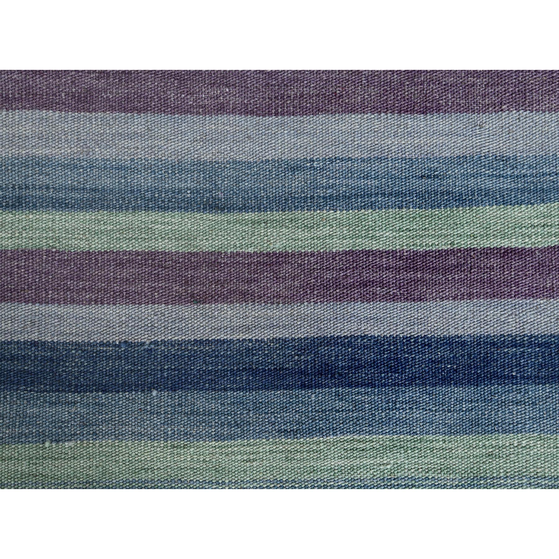 traditional Wool Hand-Woven Area Rug 9'4