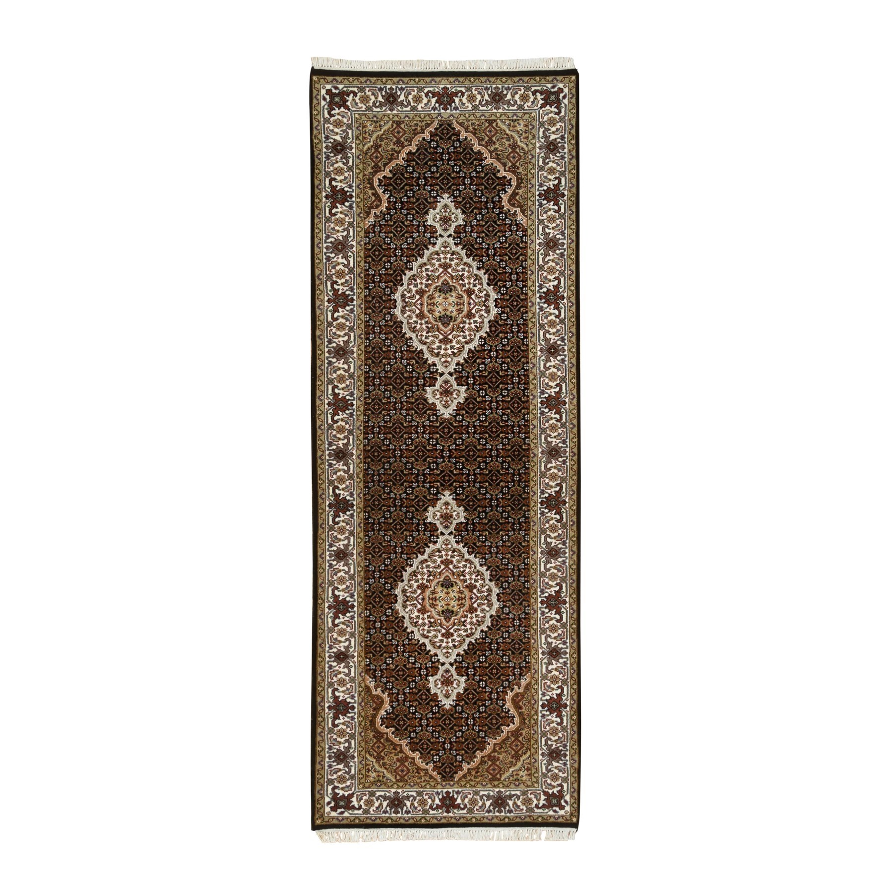 traditional Wool Hand-Knotted Area Rug 2'8
