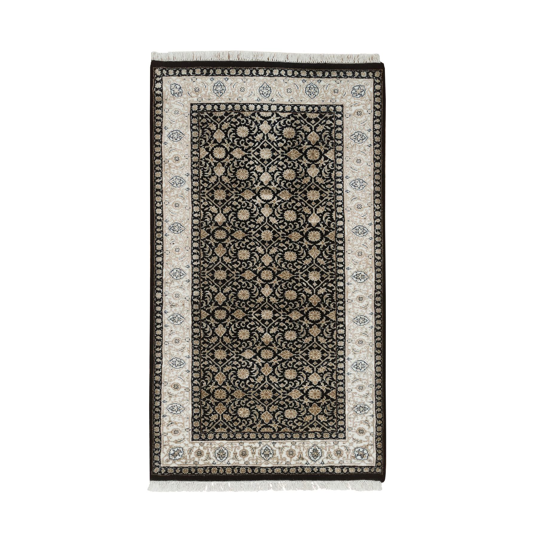 traditional Wool Hand-Knotted Area Rug 2'5