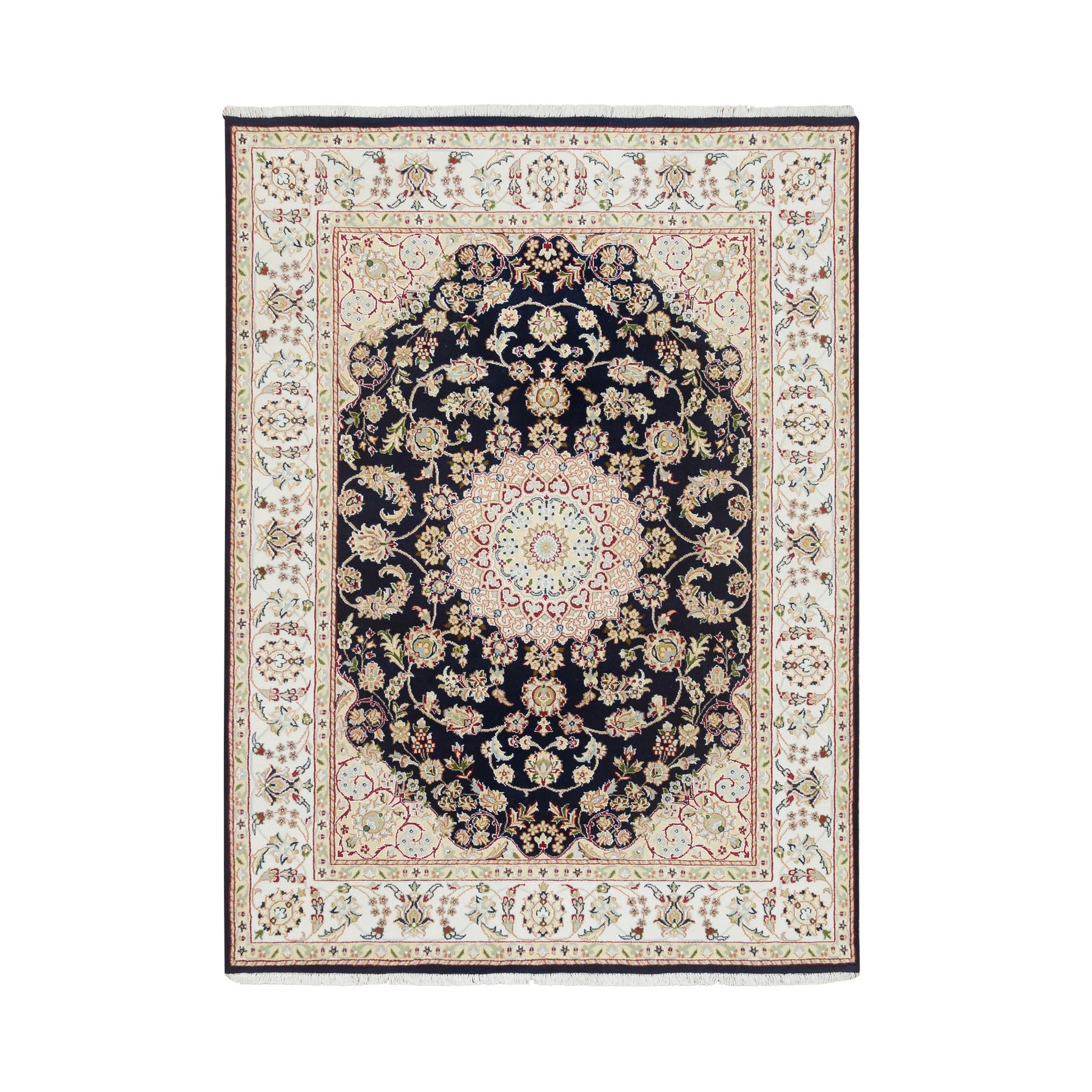 traditional Wool Hand-Knotted Area Rug 5'2