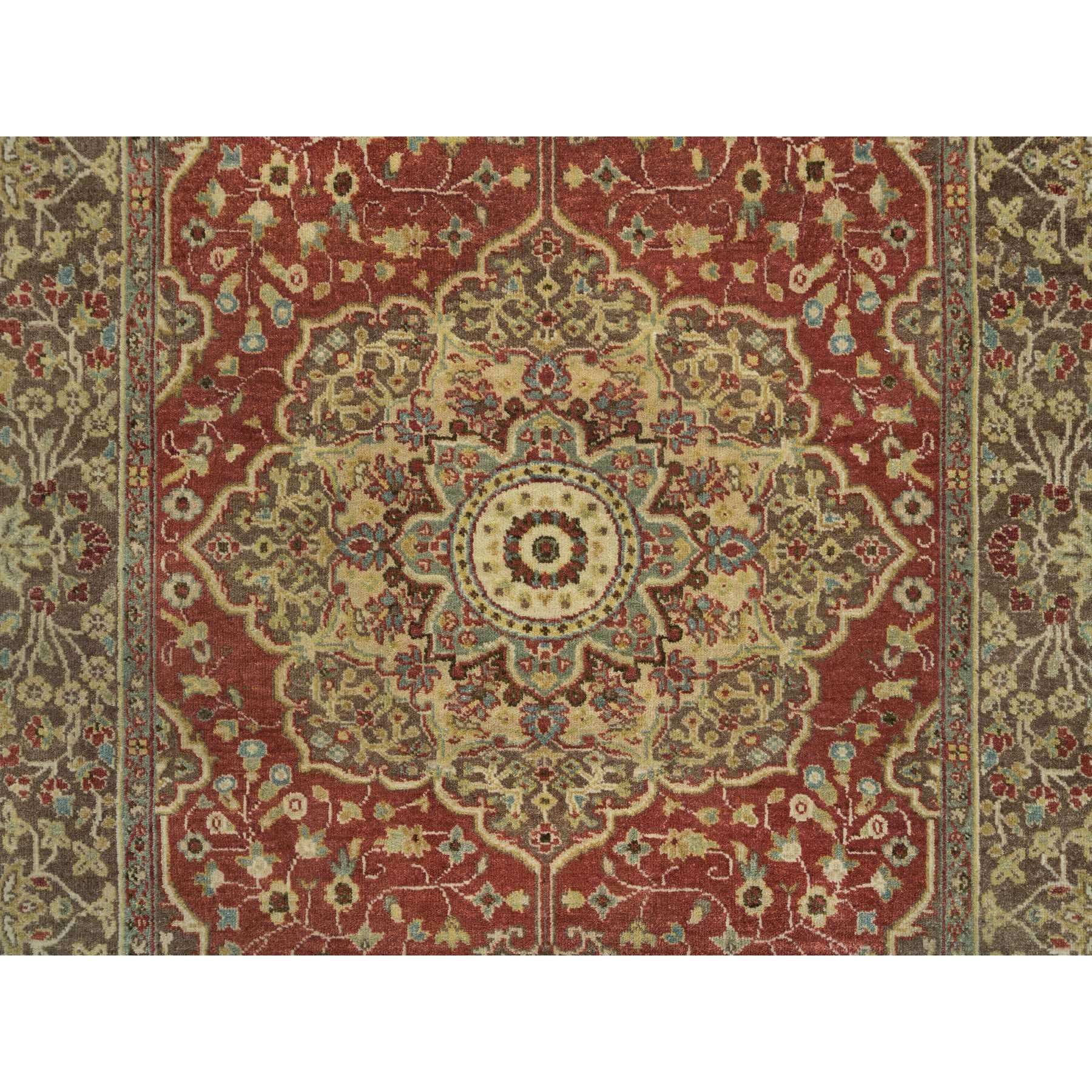  Wool Hand-Knotted Area Rug 4'2
