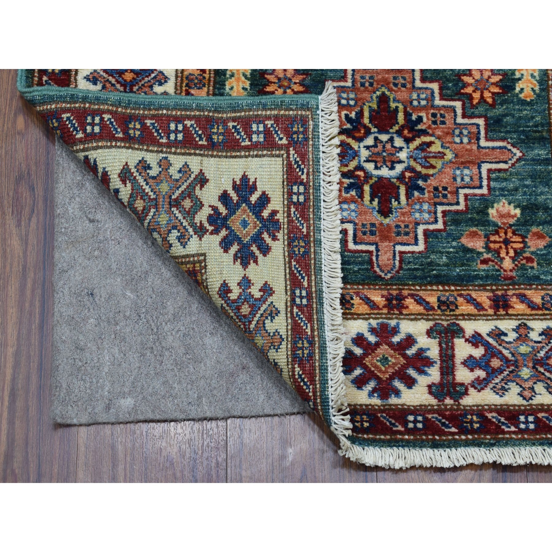 Caucasian Collection Hand Knotted Green 1136358 Rug