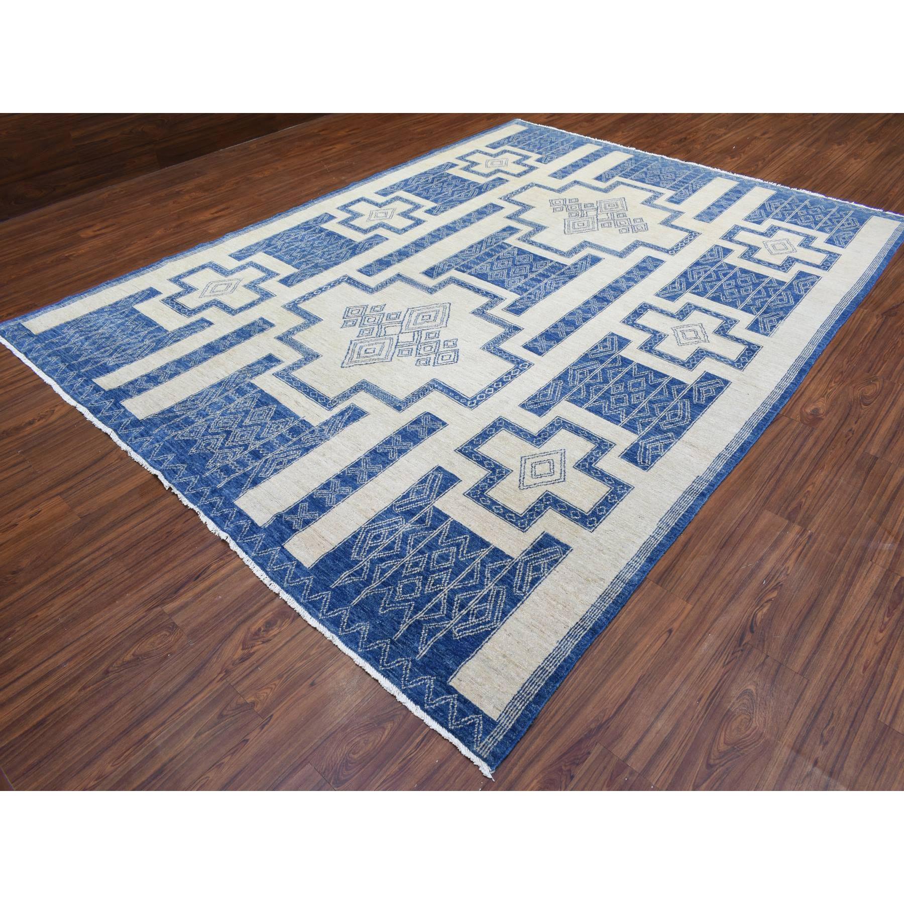 8'10"x11'8" Ivory with Denim Blue, Hand Knotted Fine Peshawar with Intricate, Geometric, Motifs, Densely Woven Soft Organic Wool, Oriental Rug Sh72720