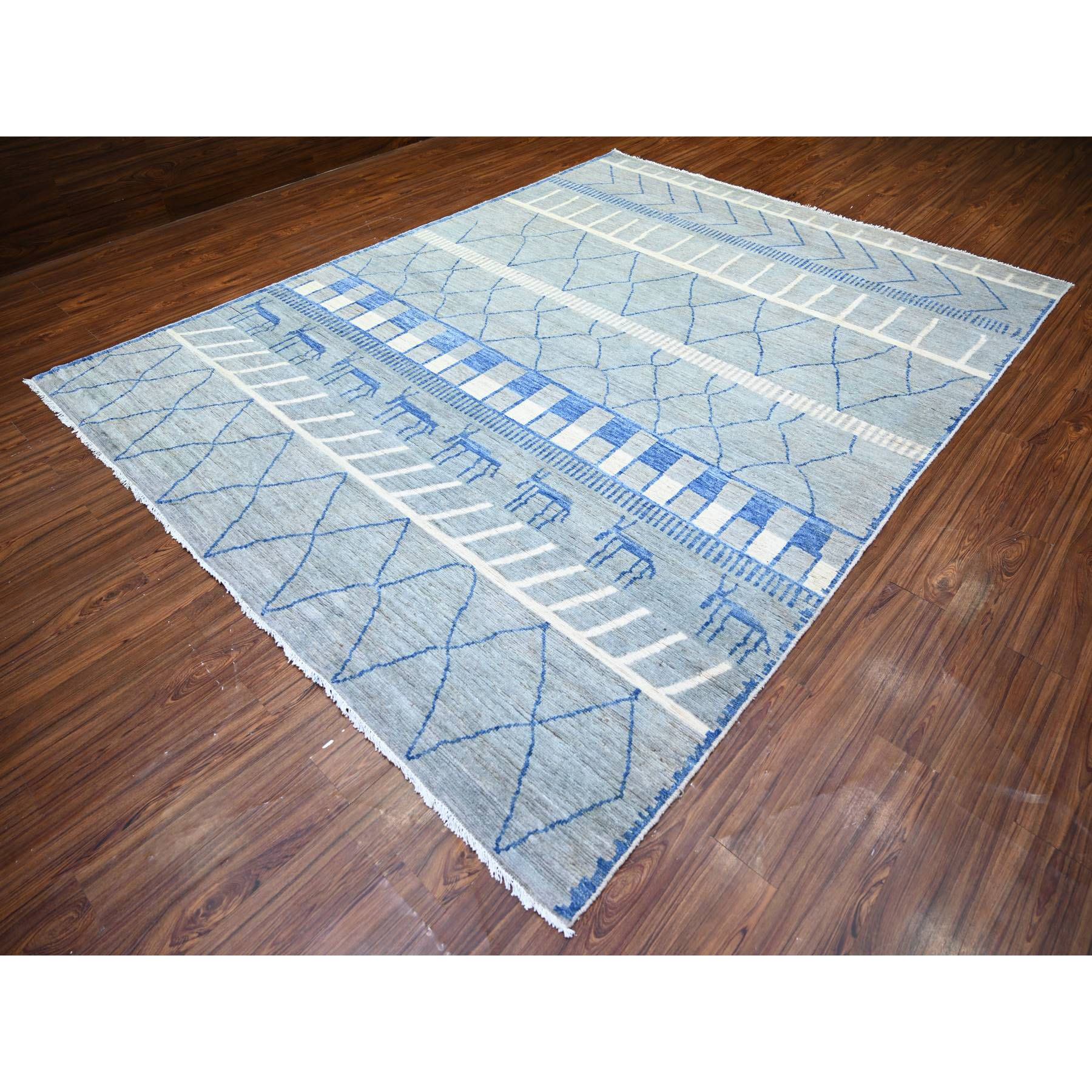 8'9"x11'6" Goose Gray, Boujaad Moroccan Berber Design Vegetable Dyes, Natural Wool Hand Knotted, Oriental Rug Sh73475