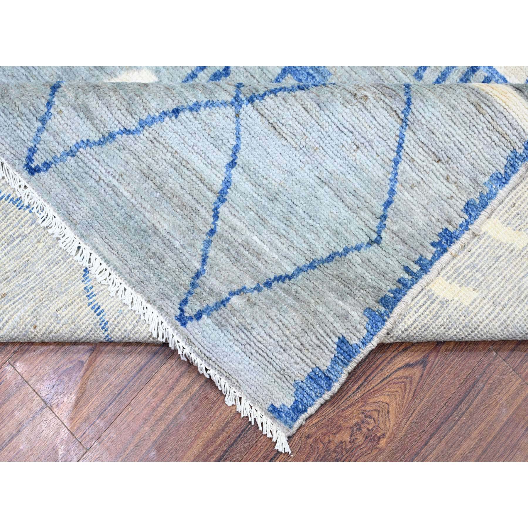 8'9"x11'6" Goose Gray, Boujaad Moroccan Berber Design Vegetable Dyes, Natural Wool Hand Knotted, Oriental Rug Sh73475
