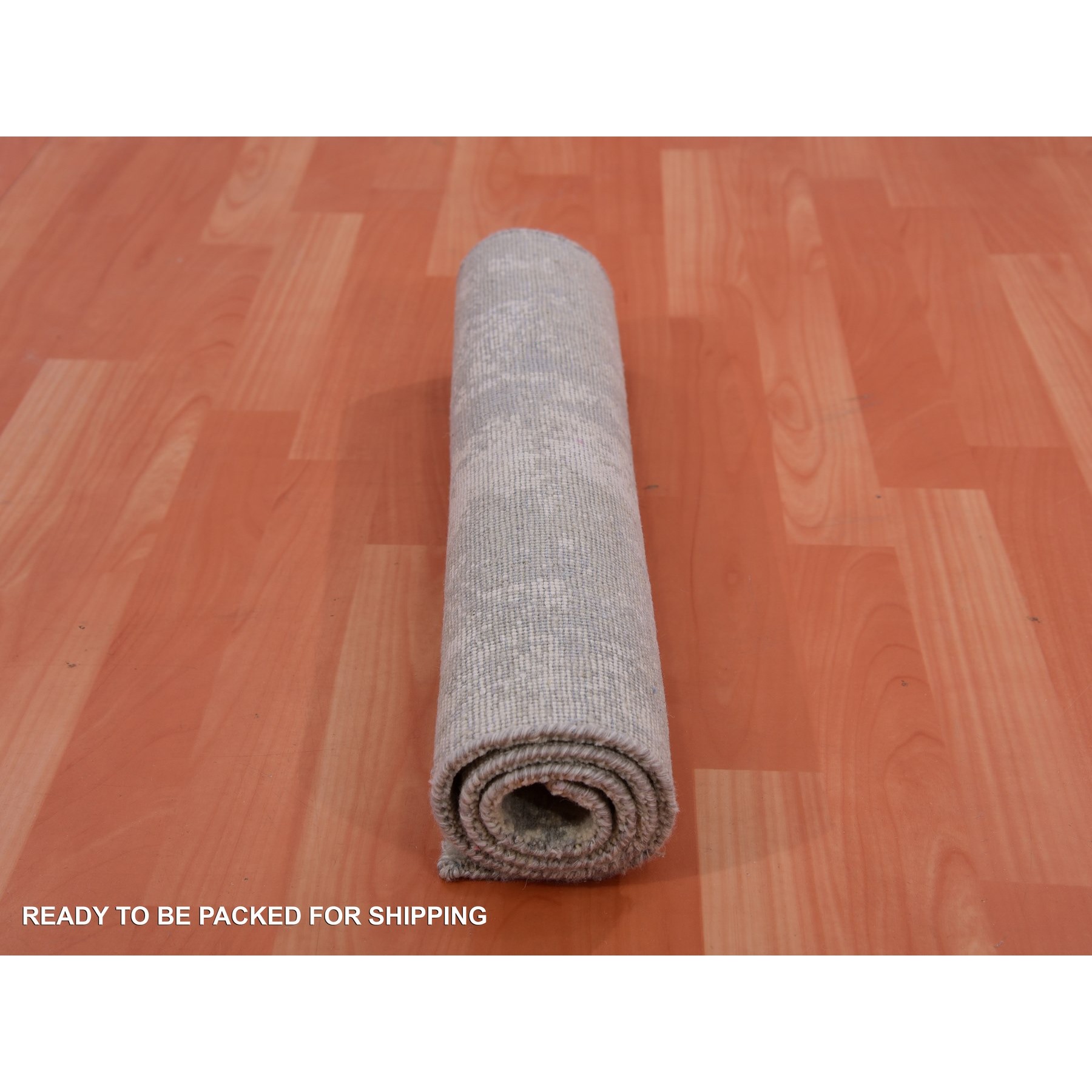 2'x3'1" Cathedral Gray With Edgecomb Gray, Hand Knotted, Wool and Silk Modern Abstract Design, Soft Colors, Mat Oriental Rug Sh75351