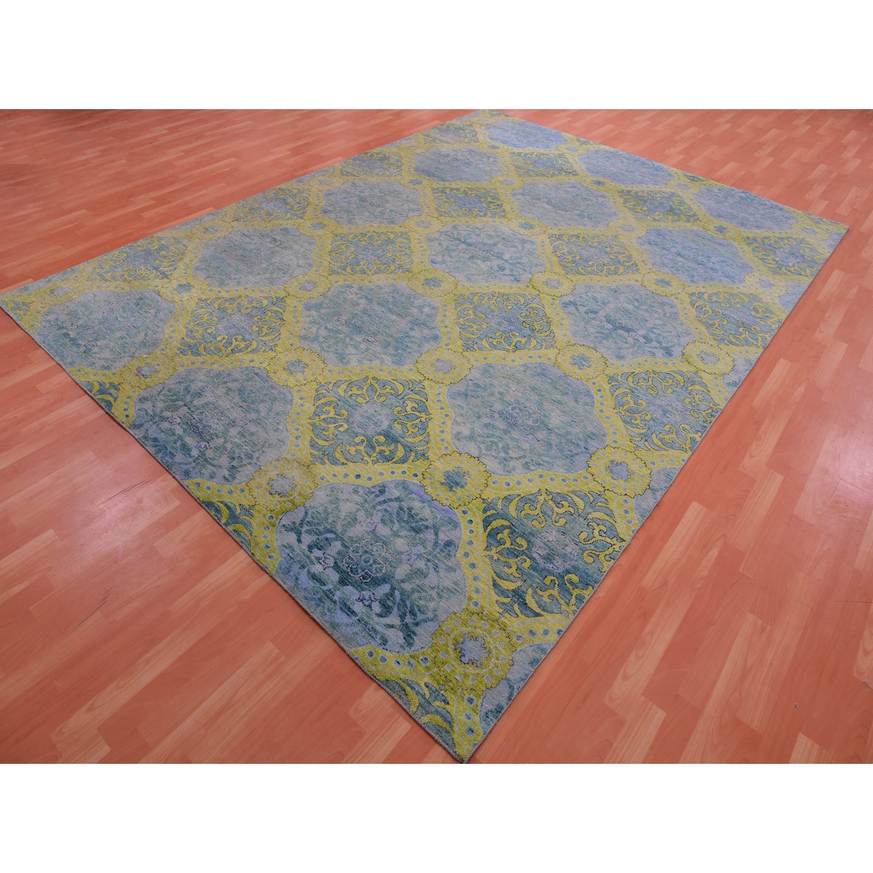 9'x12'2" Grotto Blue with Avocado Green, Trellis Neo Classic European Design with Flower Bouquet and Rosettes,100% Wool, Hand Knotted Oriental Rug Sh75410