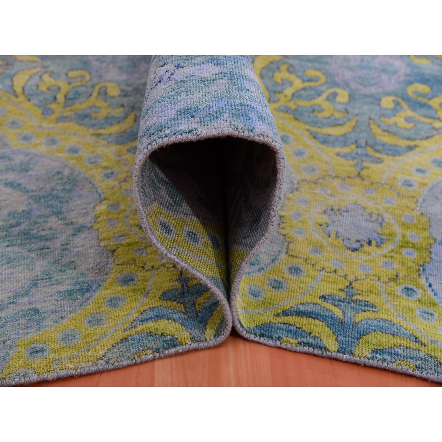 9'x12'2" Grotto Blue with Avocado Green, Trellis Neo Classic European Design with Flower Bouquet and Rosettes,100% Wool, Hand Knotted Oriental Rug Sh75410