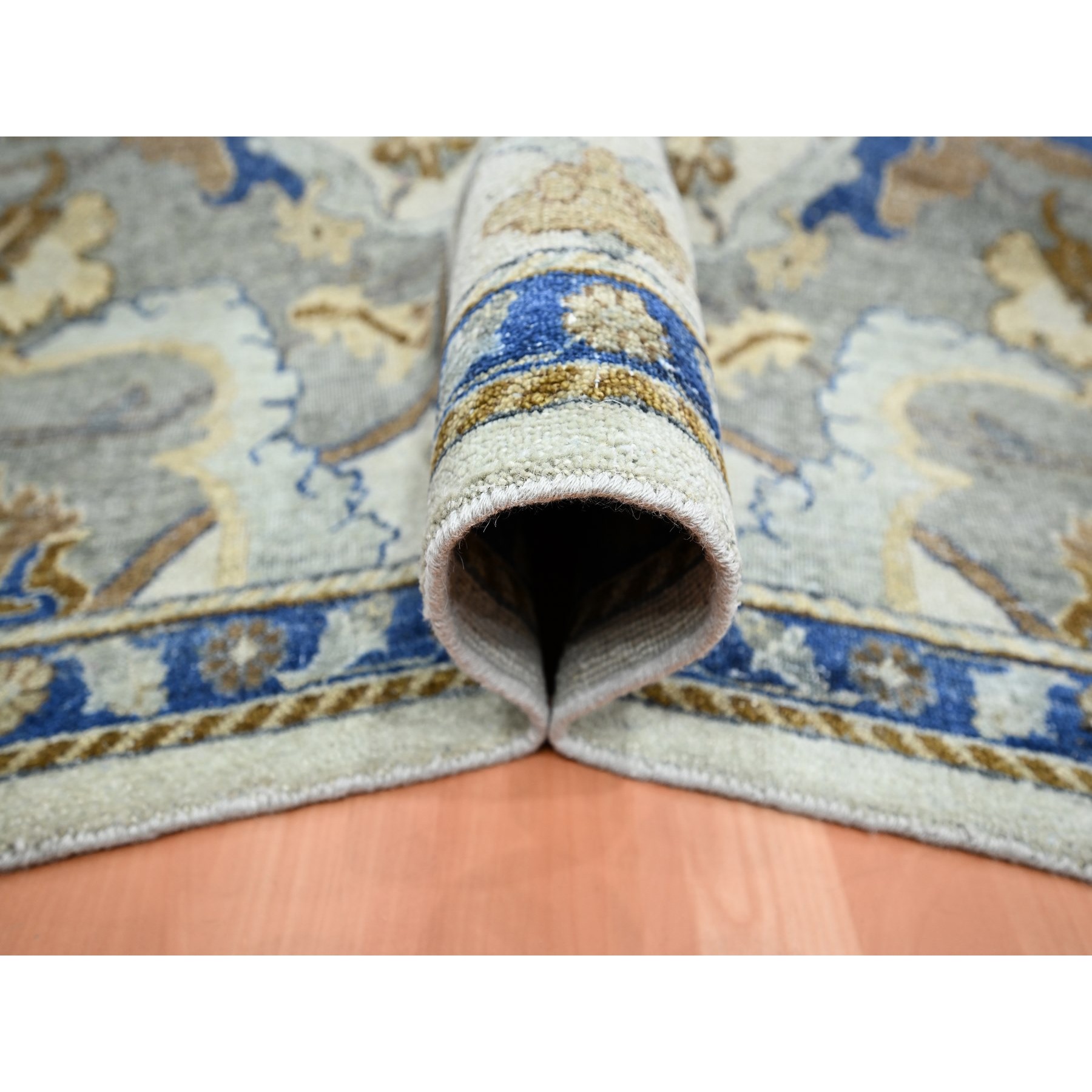 9'2"x12'1" Daisy White, Hand Knotted, Polonaise Czartoryski with Persian Isphahan Inspired Design, Distinct Abrash, Zero Pile, Pure Wool Oriental Rug Sh75473