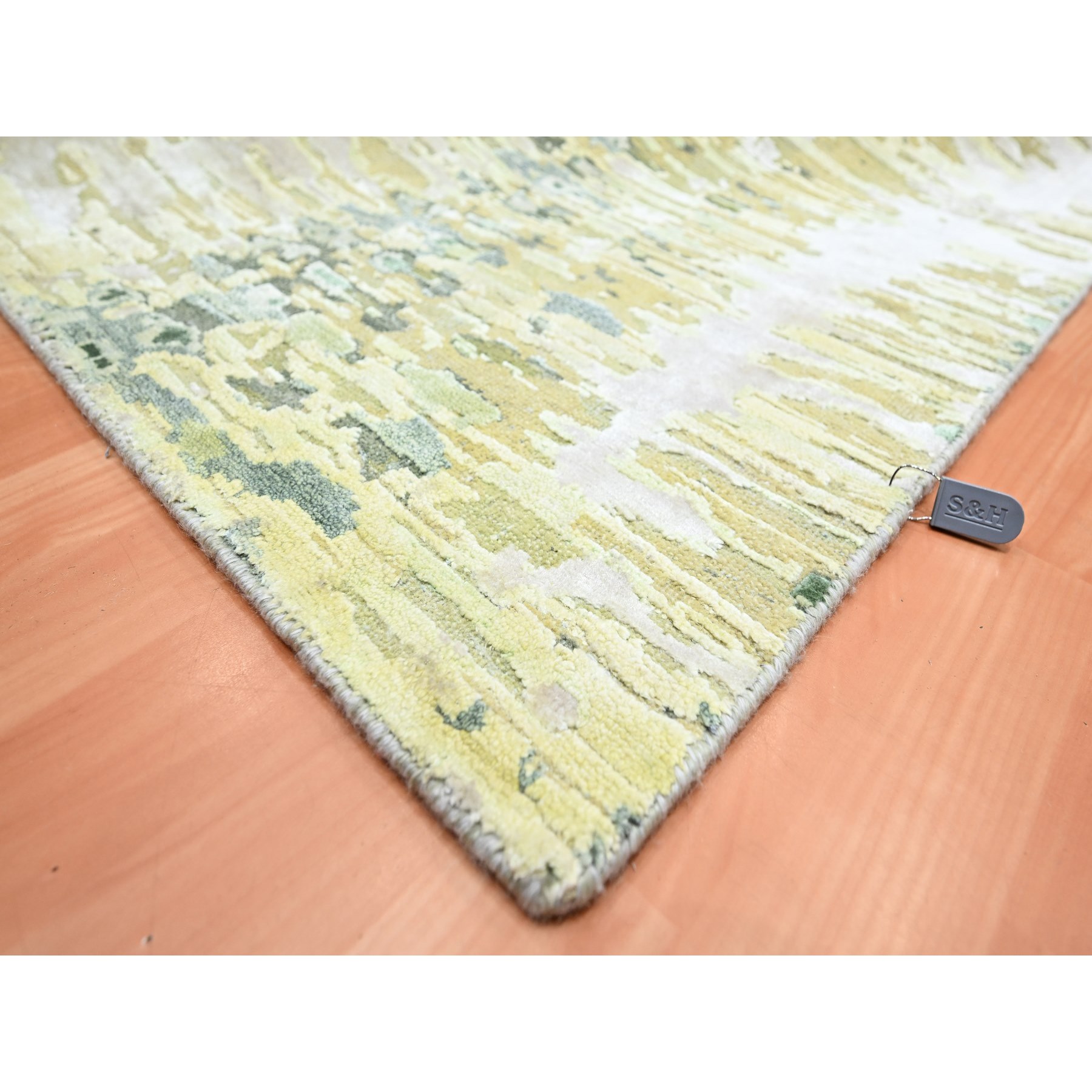 6'1"x9'3" Shades of Green, Crocodile Safari Design, 100% Silk, Hand Knotted, Soft Pile, Oriental Rug Sh75476
