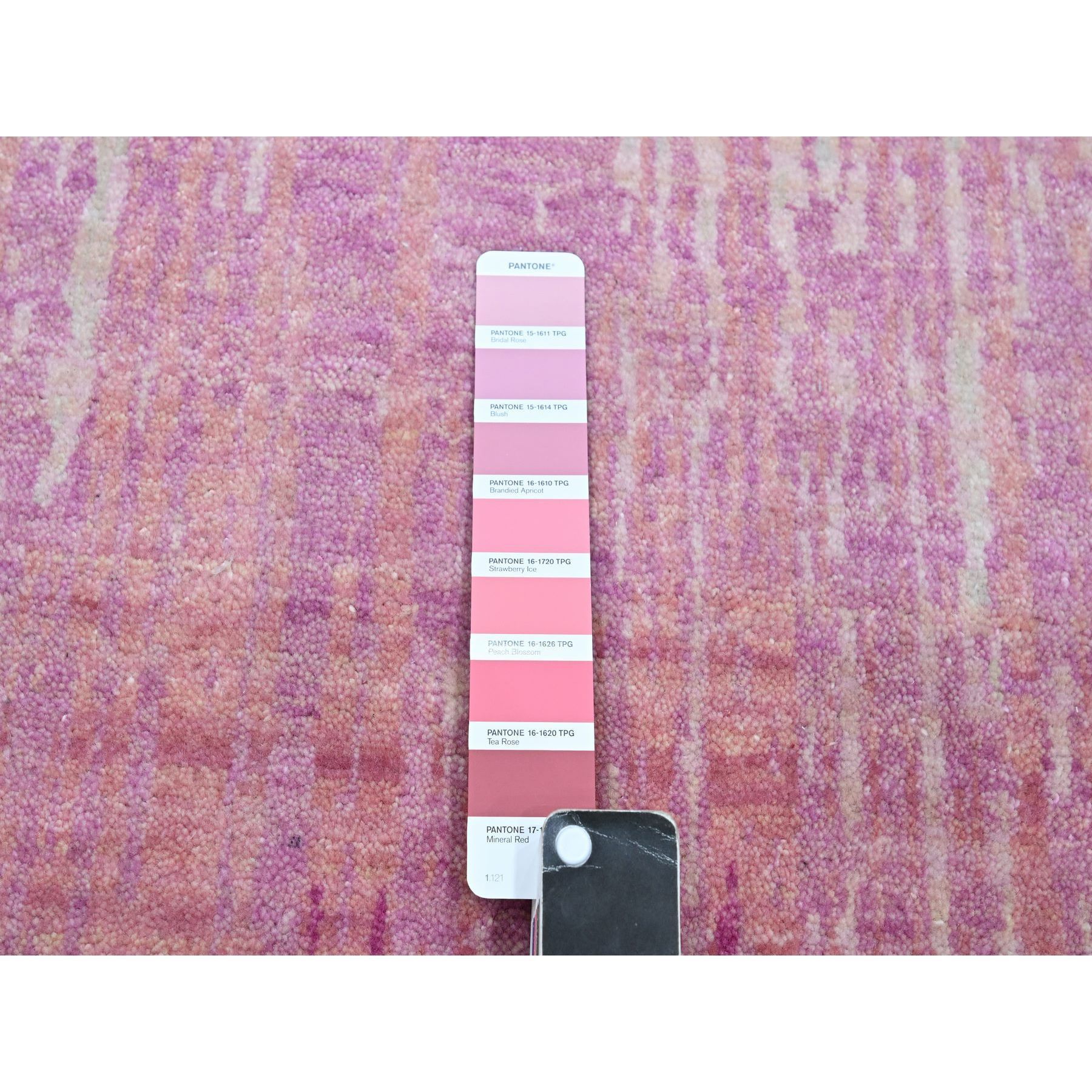 8'1"x10'4" Shades of Pink, Vertical Ombre Design, Natural Wool, Hand Knotted, Oriental Rug Sh75514