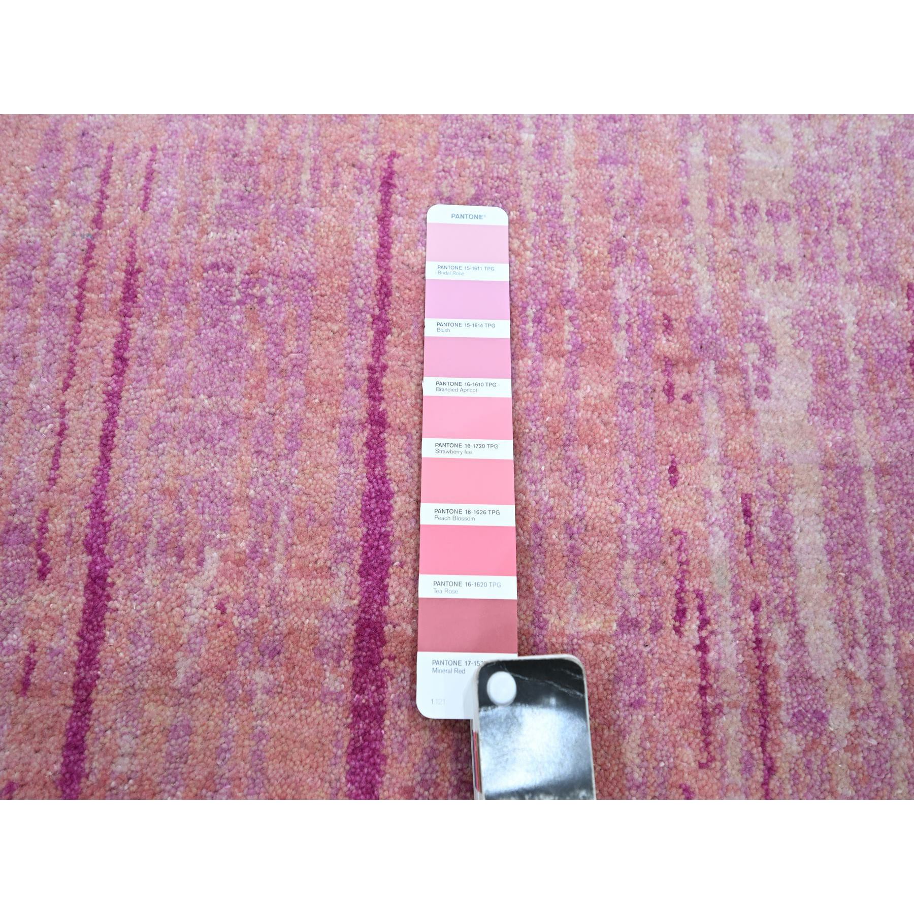 9'2"x12'4" Shades of Pink, Hand Knotted, Vertical Ombre Design, Natural Wool, Oriental Rug Sh75529