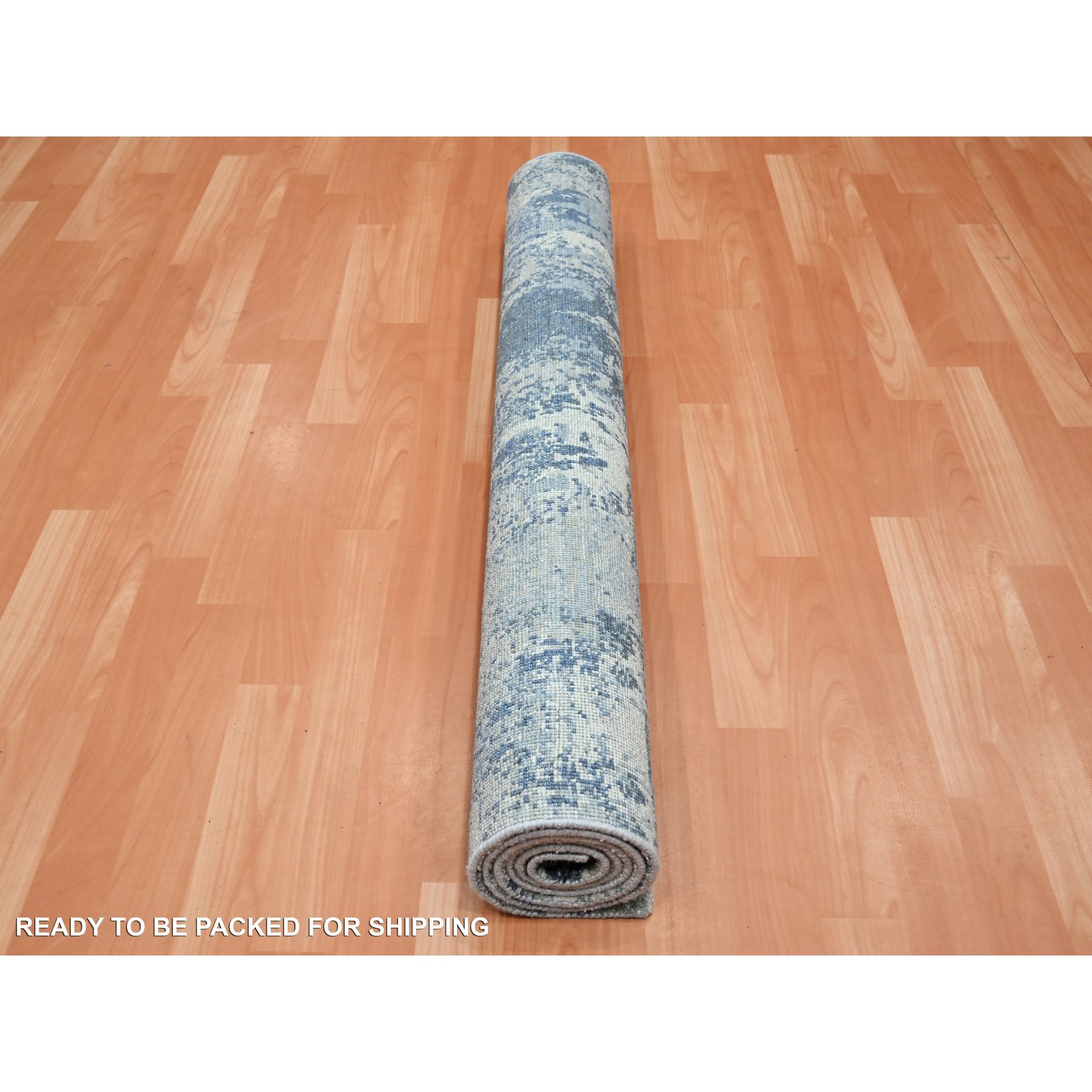 4'1"x6'2" Sapphire Blue, Hand Knotted, Abstract Design, Denser Weave, Hi-Low Pile, Wool and Real Silk, Oriental Rug Sh75535