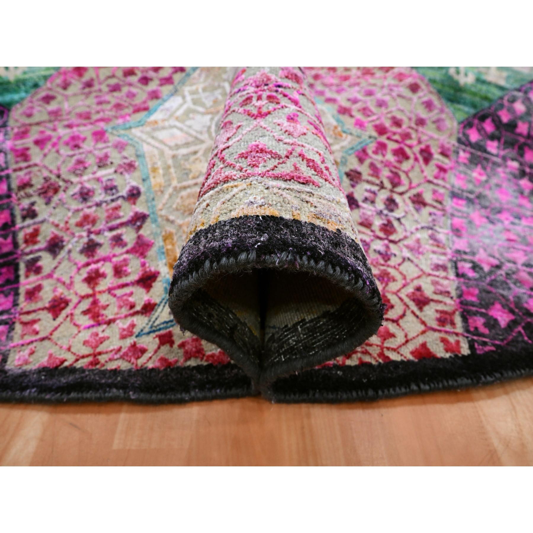 8'1"x8'1" Pastel Yellow with Pink, Mamluk Design, Sari Silk with Textured Wool, Hand Knotted, Round, Oriental Rug Sh75552