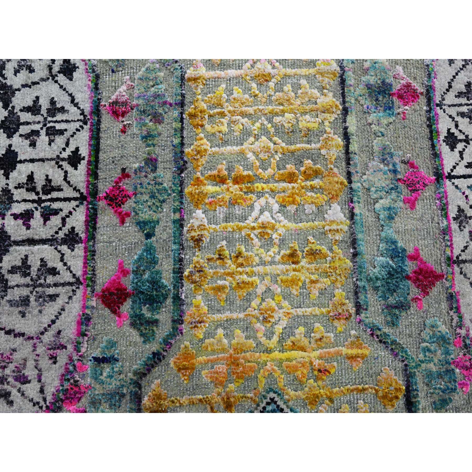 8'1"x8'1" Pastel Yellow with Pink, Mamluk Design, Sari Silk with Textured Wool, Hand Knotted, Round, Oriental Rug Sh75552