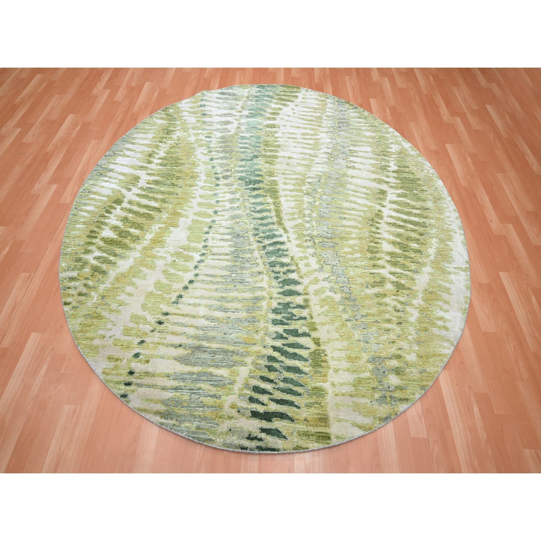 8'x8' Swamp Green, Crocodile Safari Design, 100% Silk, Lush and Plush, Hand Knotted, Round, Oriental Rug Sh75558