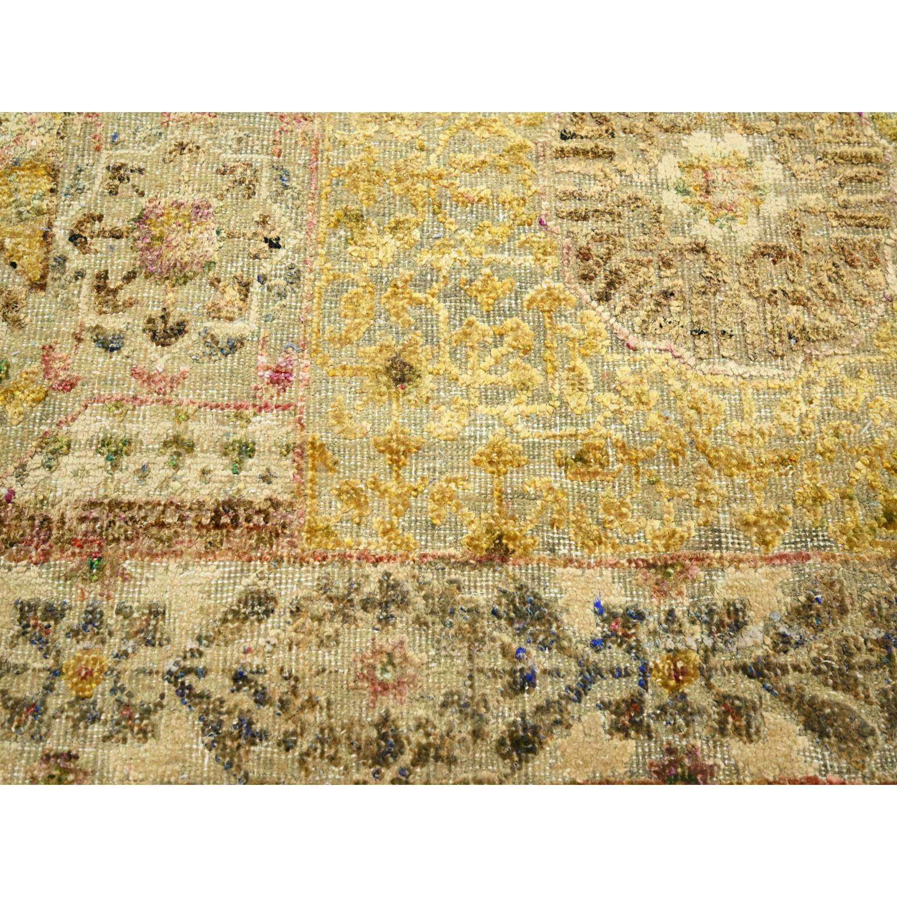 10'x13'9" Greenish Yellow, Mamluk with Large Medallion Design, Pure Silk with Textured Wool, Hand Knotted, Oriental Rug Sh75566