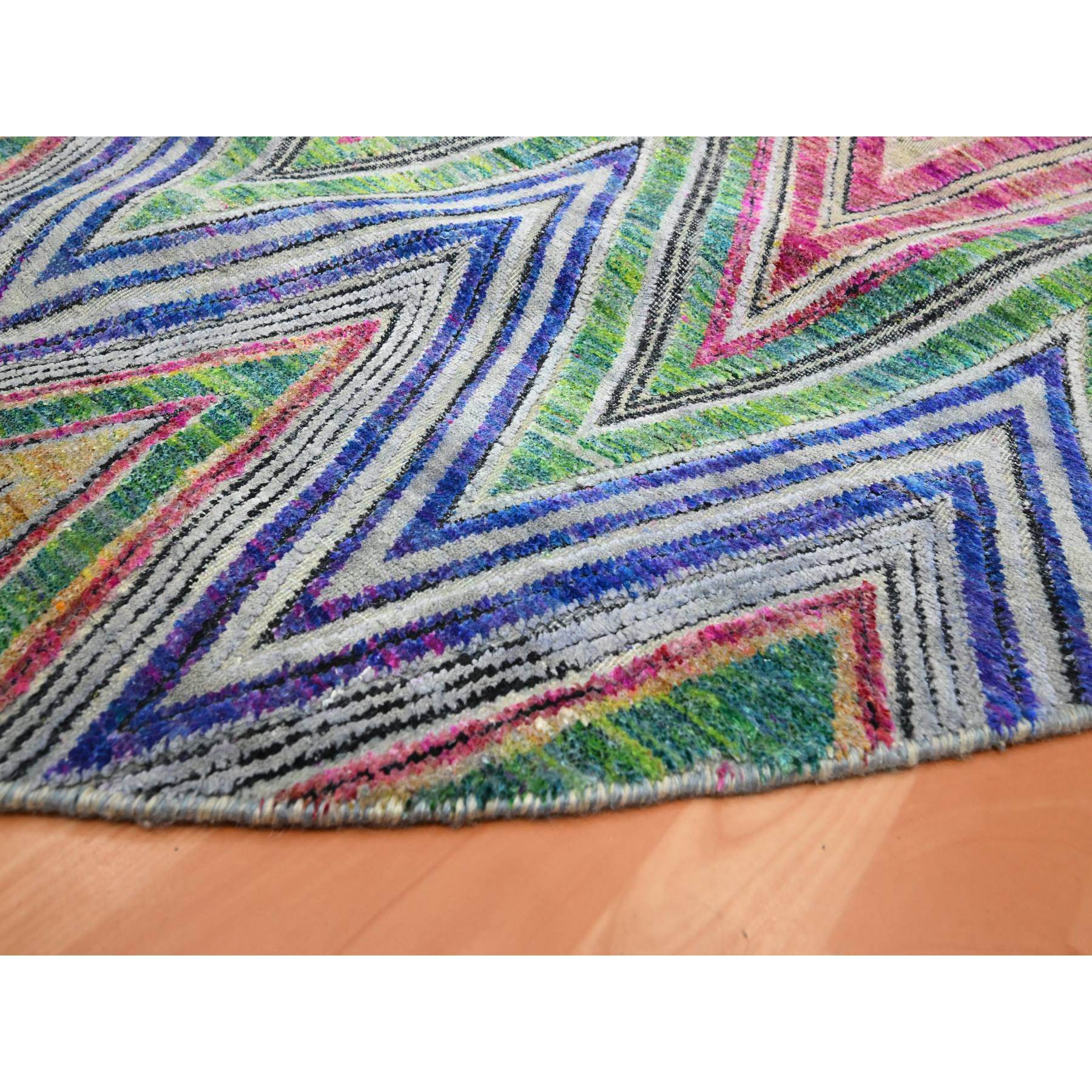 9'10"x9'10" Hot Pink, Colorful Chevron Design, Hand Knotted, Sari Silk with Textured Wool, Round, Oriental Rug Sh75568