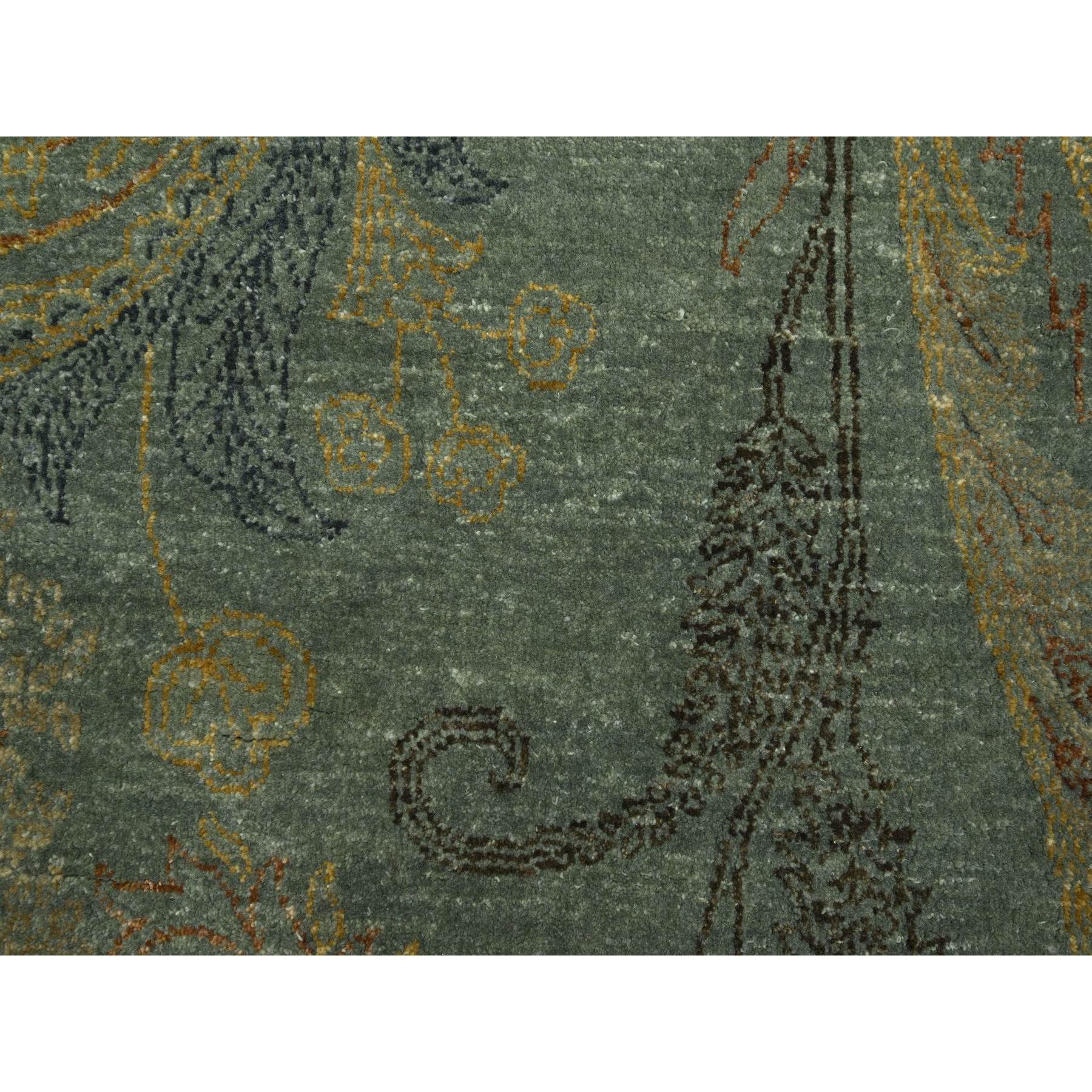 9'x11'8" Hedge Green with Gold, Paisley Design, Wool & Silk, Soft to the Touch, Hand Knotted, Oriental Rug Sh75569