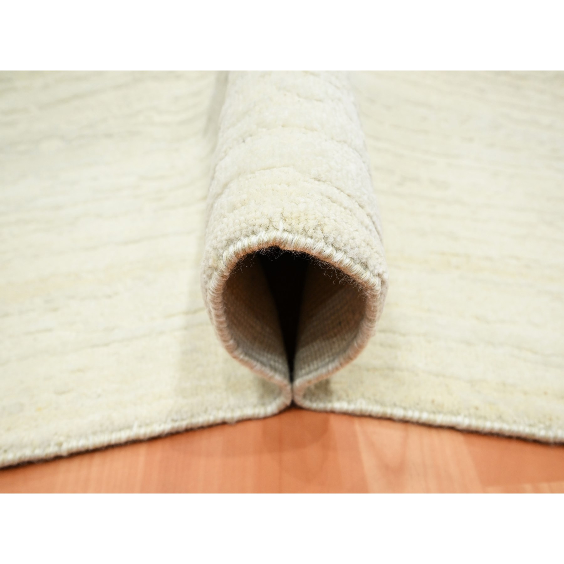 9'x11'10" Chiffon White, Plain Solid Design, Textured Wool, Hi-Low Pile, Hand Knotted, Oriental Rug Sh75570