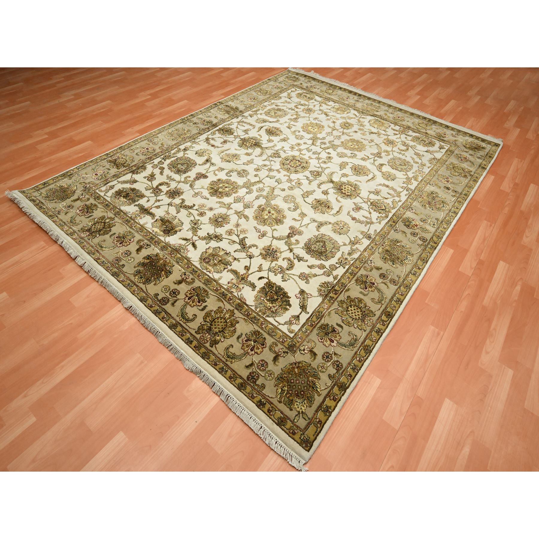 7'8"x10' Chiffon White, Rajasthan with All Over Leaf Design, Wool and Silk, Soft Pile, Thick and Plush, Hand Knotted, Oriental Rug Sh75589