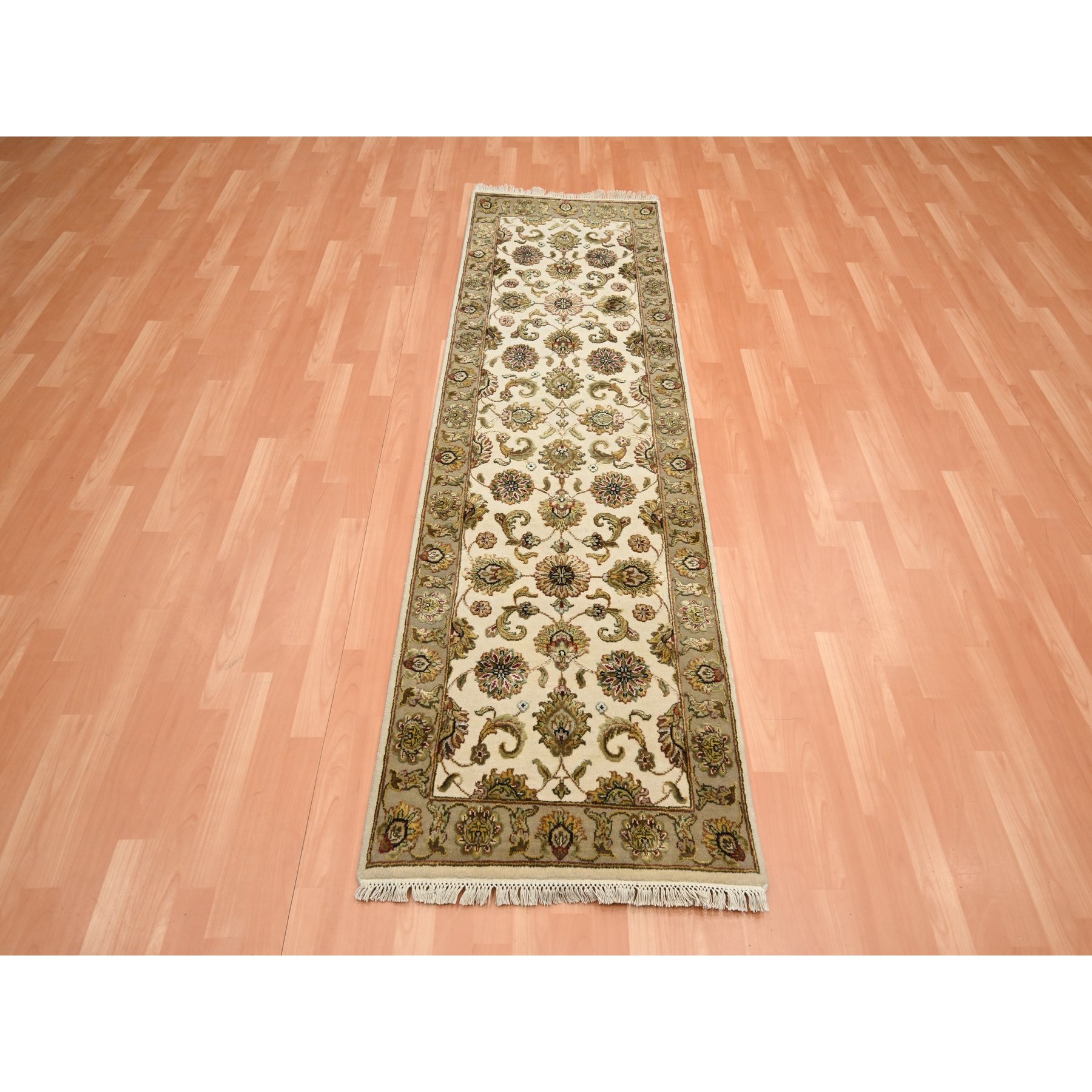2'6"x8' Alabaster White, Rajasthan with All Over Leaf Design, Hand Knotted, Wool and Silk, Soft Pile, Thick and Plush, Runner, Oriental Rug Sh75612