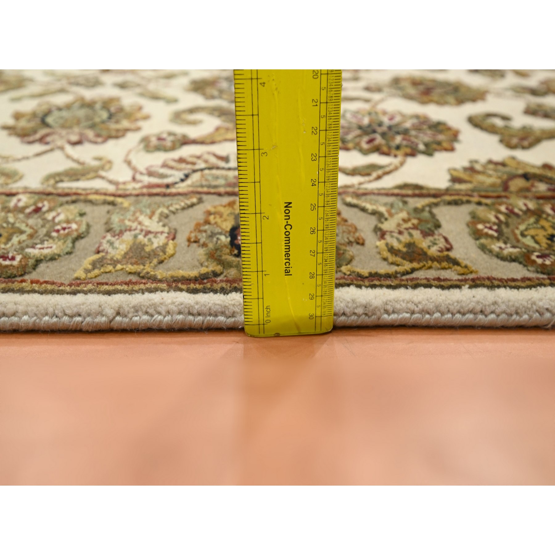 2'6"x8' Chiffon White, Rajasthan with All Over Leaf Design, Hand Knotted, Wool and Silk, Soft Pile, Thick and Plush, Runner, Oriental Rug Sh75621