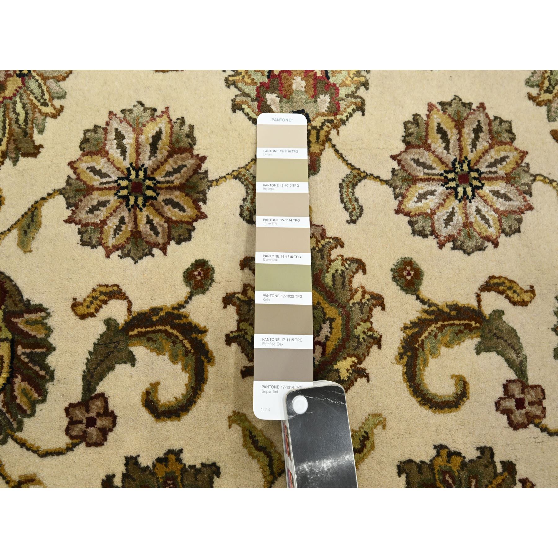 2'7"x8'3" Linen White, Rajasthan with All Over Leaf Design, Hand Knotted, Thick and Plush, Soft Pile, Wool and Silk, Runner, Oriental Rug Sh75623