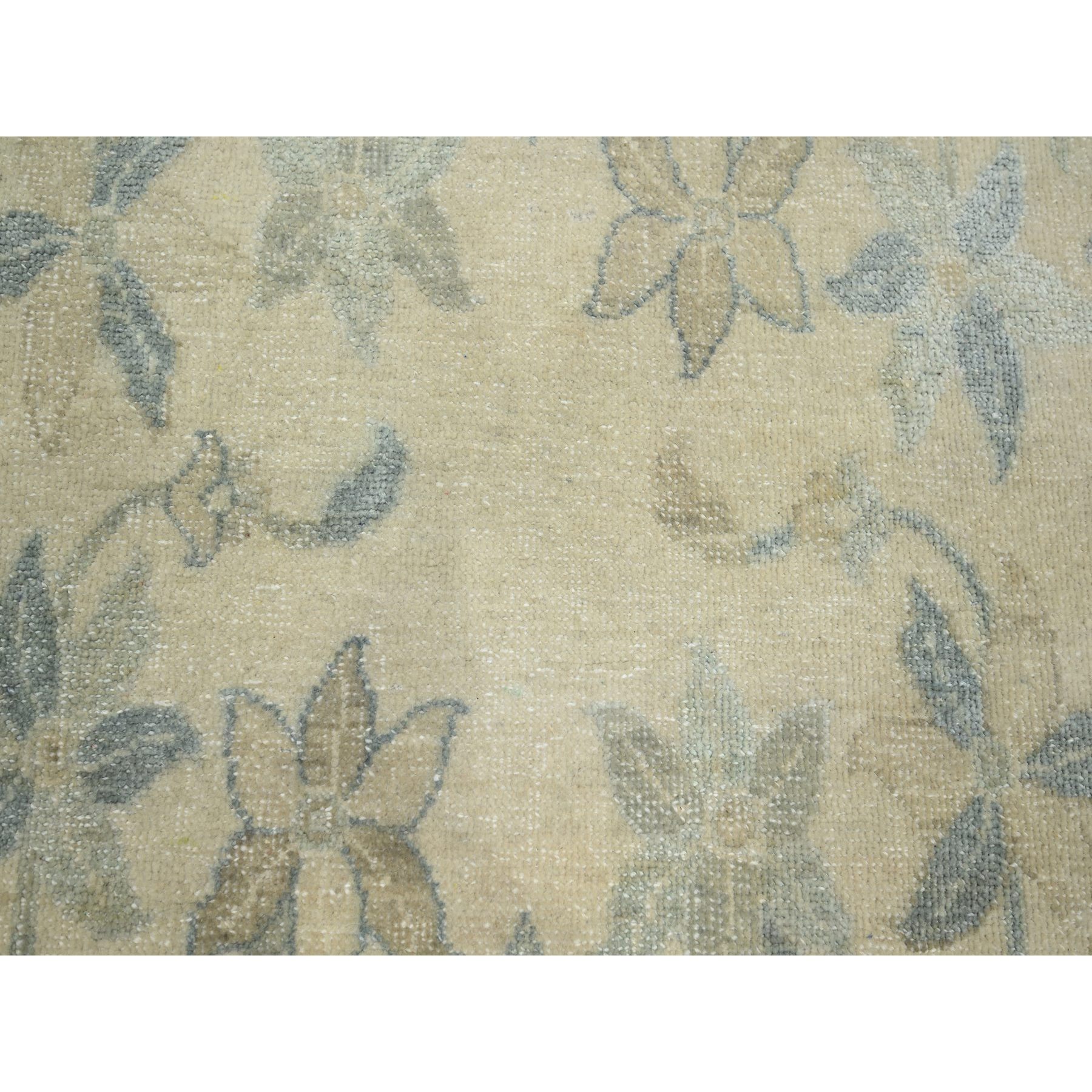 8'10"x12'1" Papyrus White, Bijar Garus Spacious Persian Design with Soft Colors, Wool & Silk, Hand Knotted, Natural Dyes, Oriental Rug Sh75637