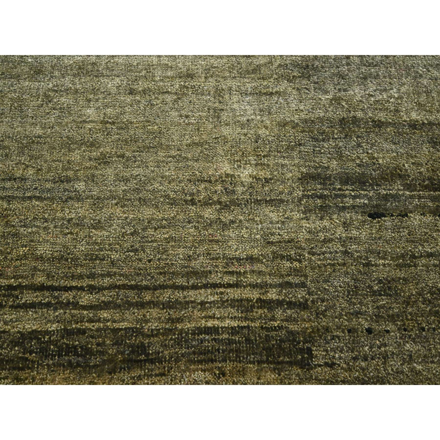9'10"x14' Moss Green, Plain Design, Hand Knotted, Soft to the Touch, Pure Silk, Vibrant and Shiny, Oriental Rug Sh75639