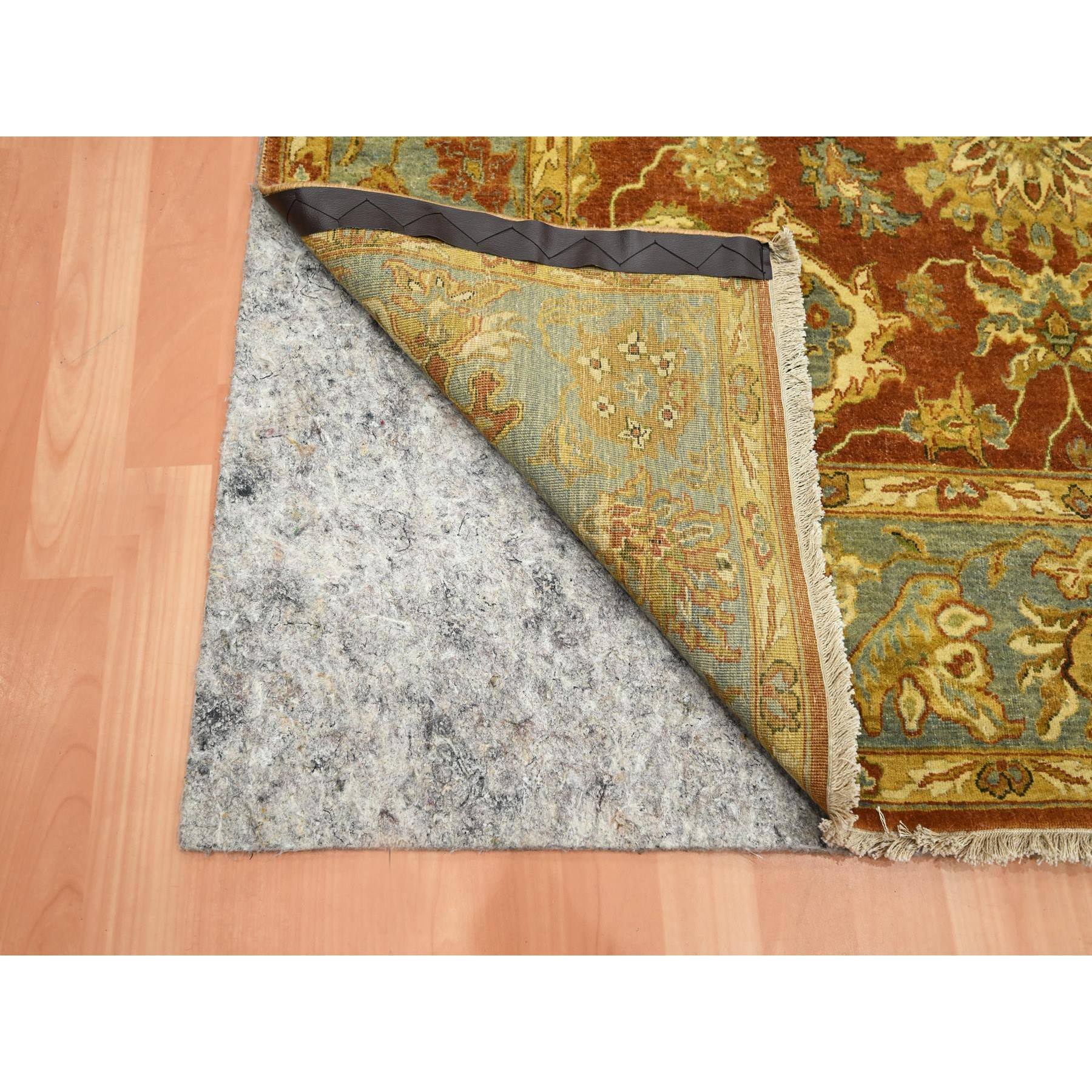 4'8"x6'4" Rust Red, Lamani Collection with Large Flower Motifs, 100% Wool, 300 KPSI, Hand Knotted, Oriental Rug Sh75650
