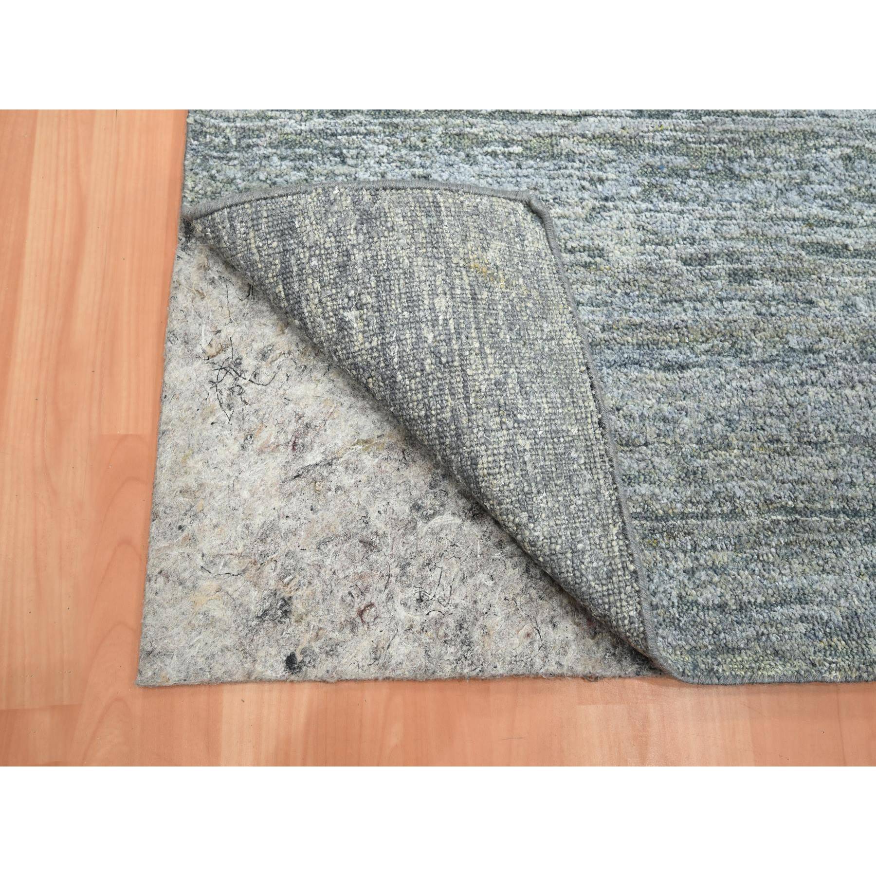 3'10"x6'1" Spanish Gray, Plain Design, Hand Knotted, Soft to the Touch, Pure Silk, Oriental Rug Sh75654