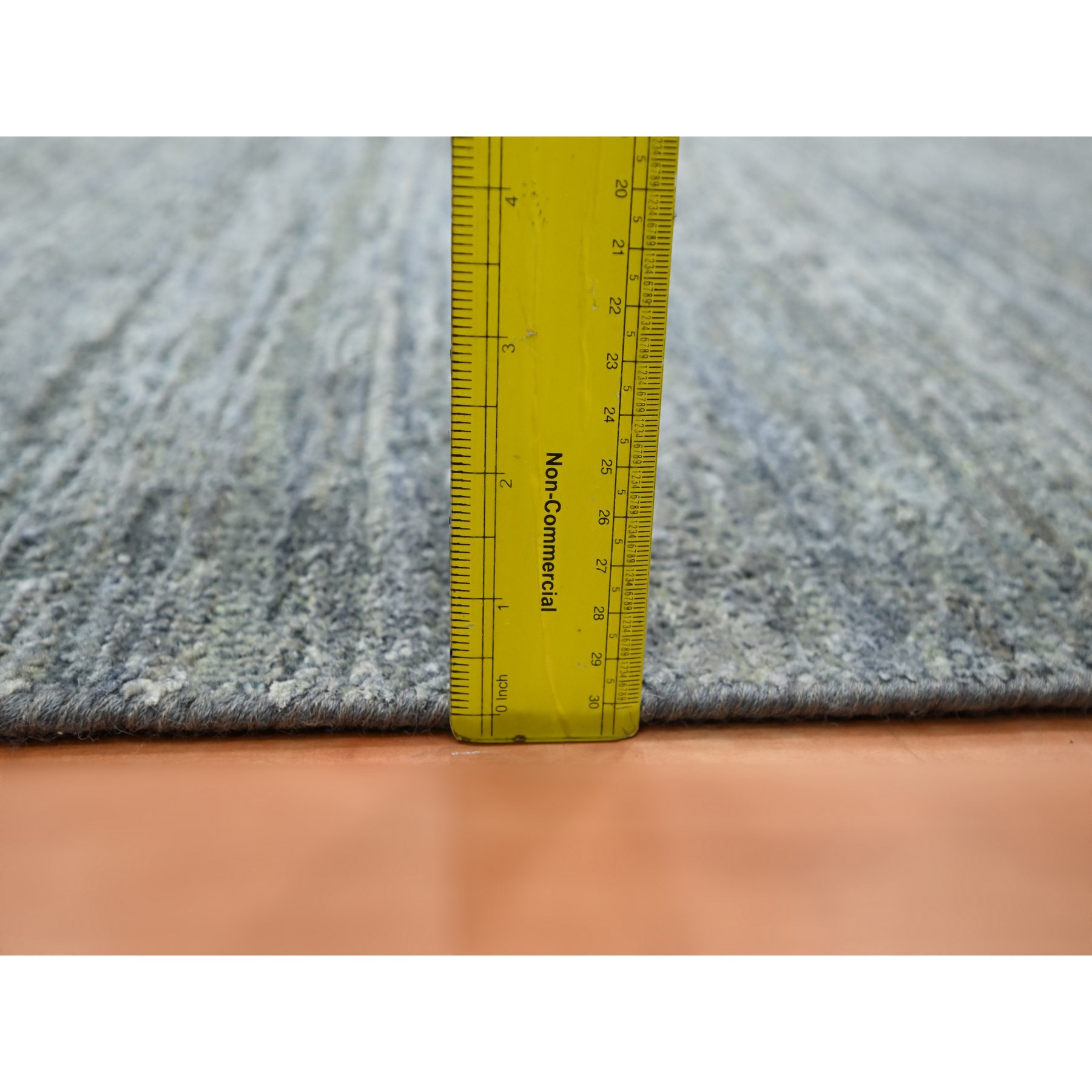 3'10"x6'1" Spanish Gray, Plain Design, Hand Knotted, Soft to the Touch, Pure Silk, Oriental Rug Sh75654
